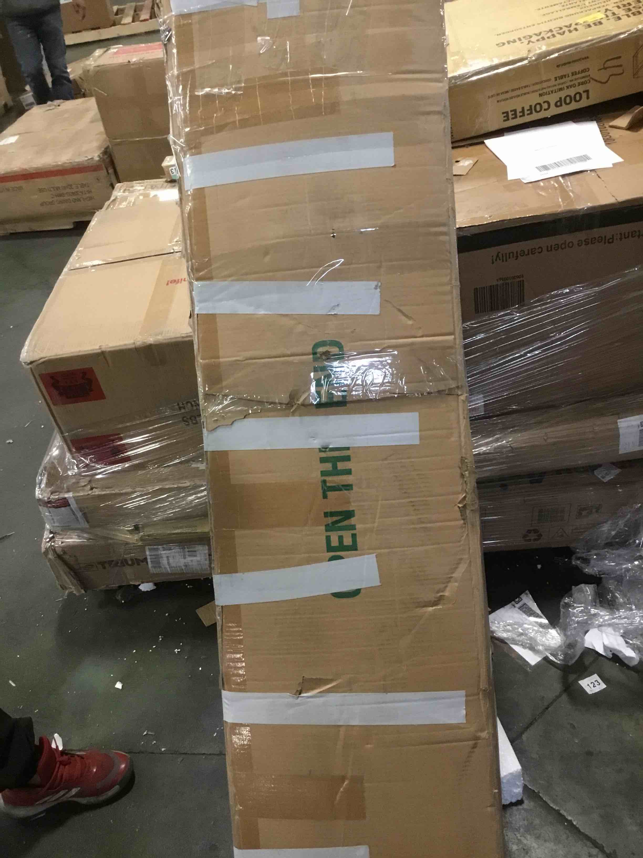 https://s3.amazonaws.com/lotting-images-prod/bidfta/GRA2140108_1738177399576.jpeg