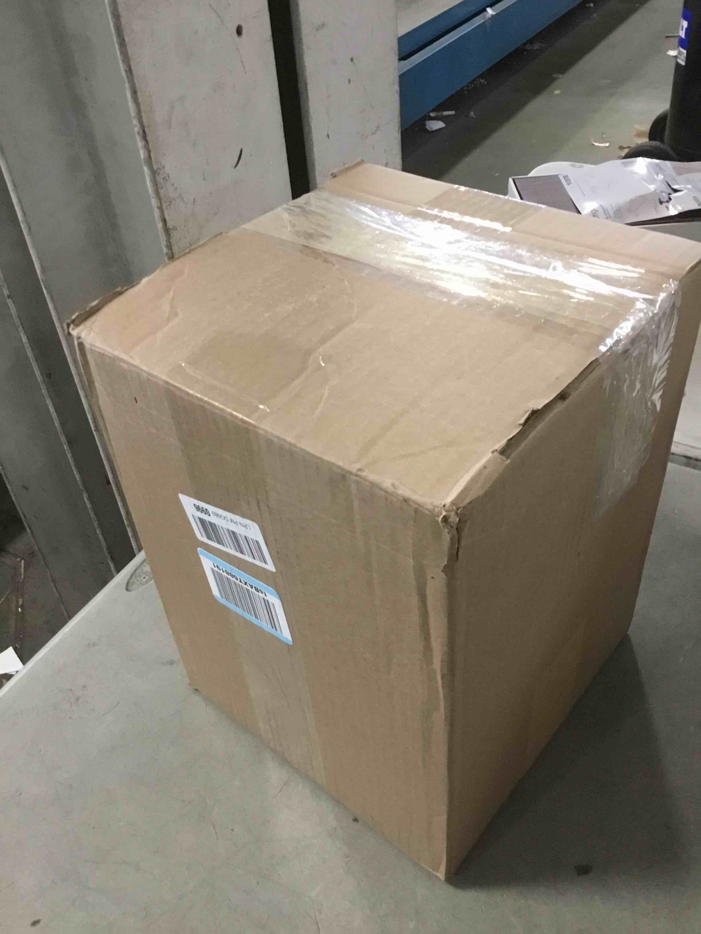 https://s3.amazonaws.com/lotting-images-prod/bidfta/GRA2140666_1738608907569.jpeg
