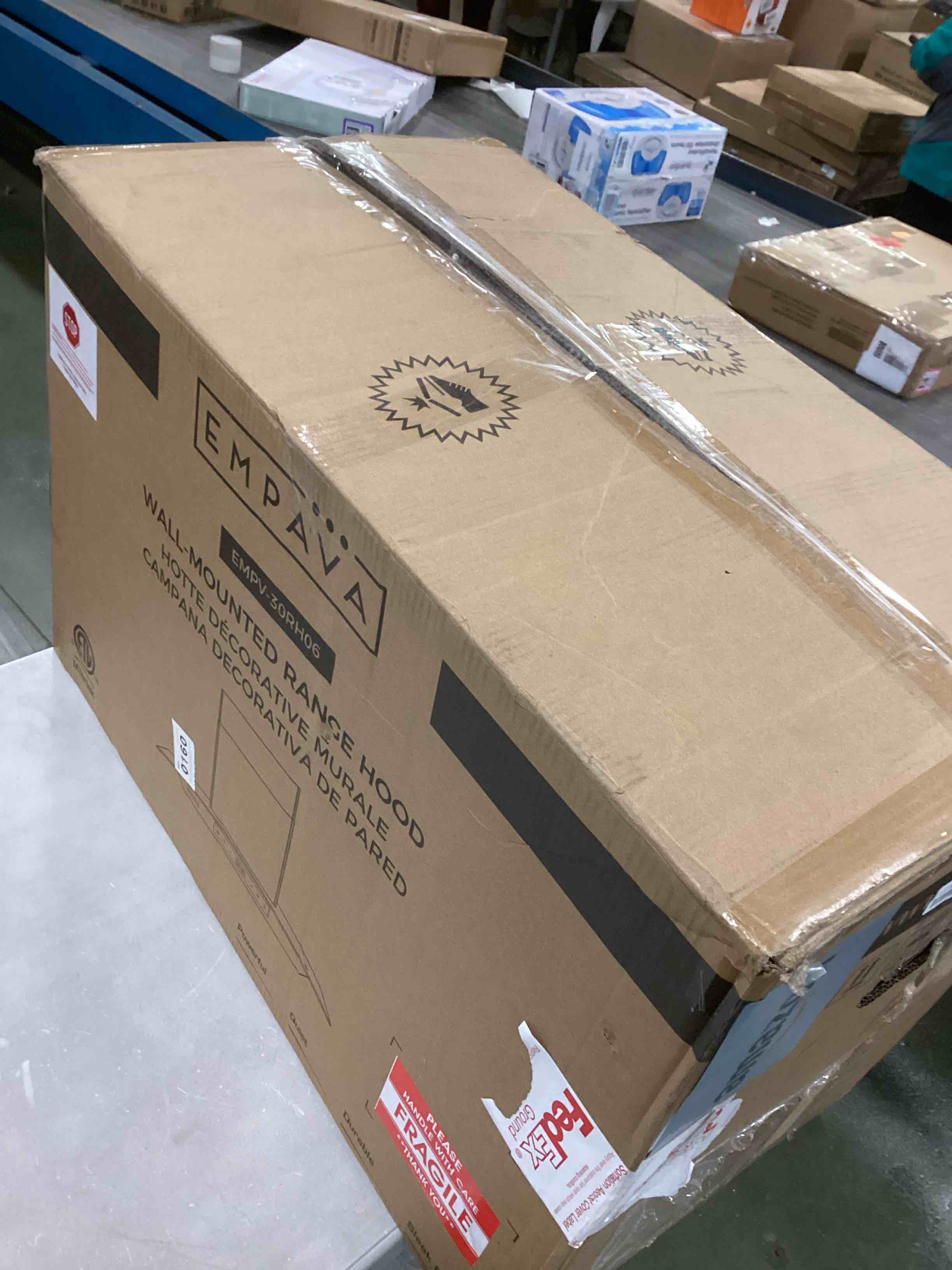 https://s3.amazonaws.com/lotting-images-prod/bidfta/GRA2141950_1739796579361.jpeg