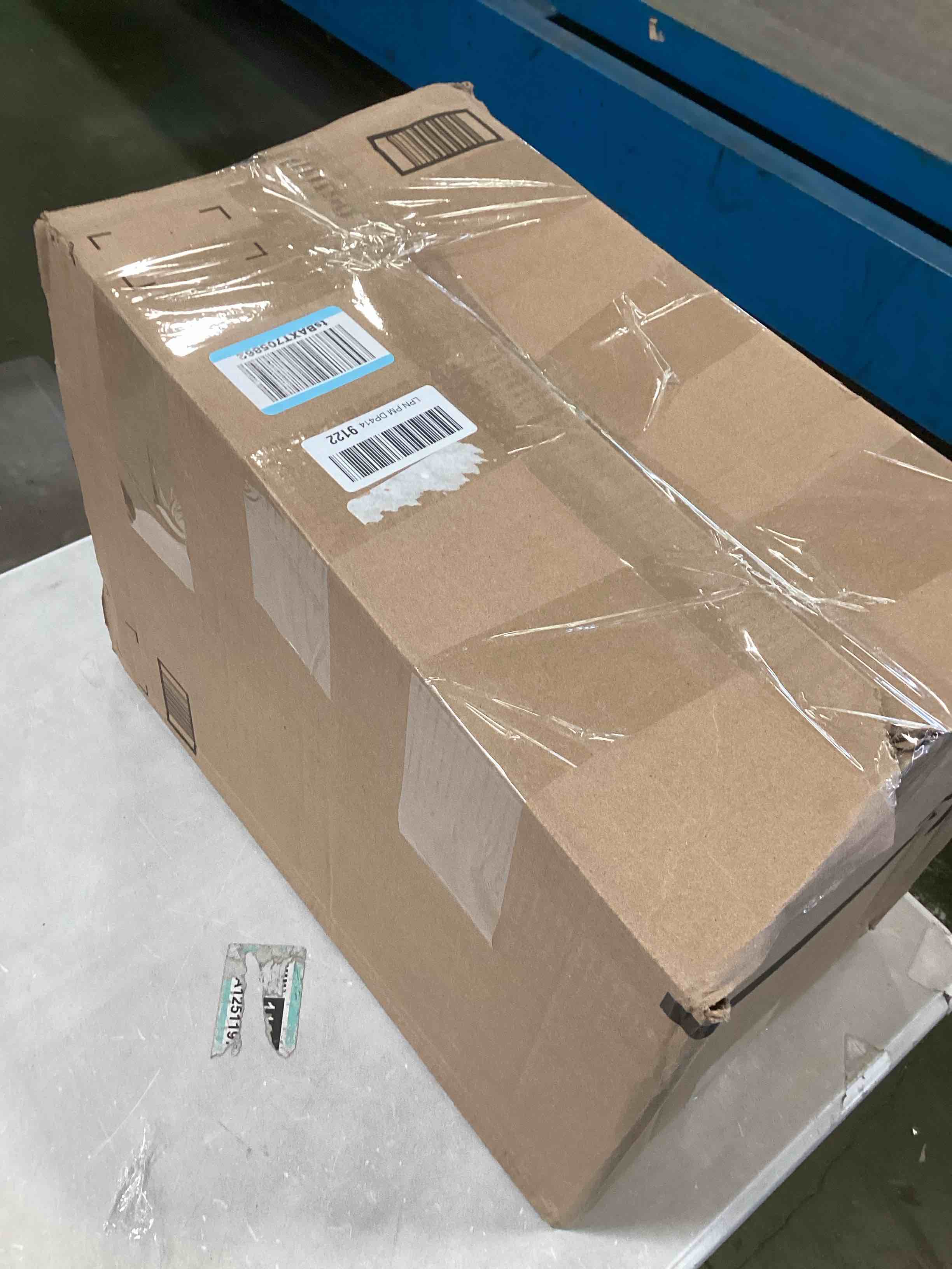 https://s3.amazonaws.com/lotting-images-prod/bidfta/GRA2142138_1739816187129.jpeg