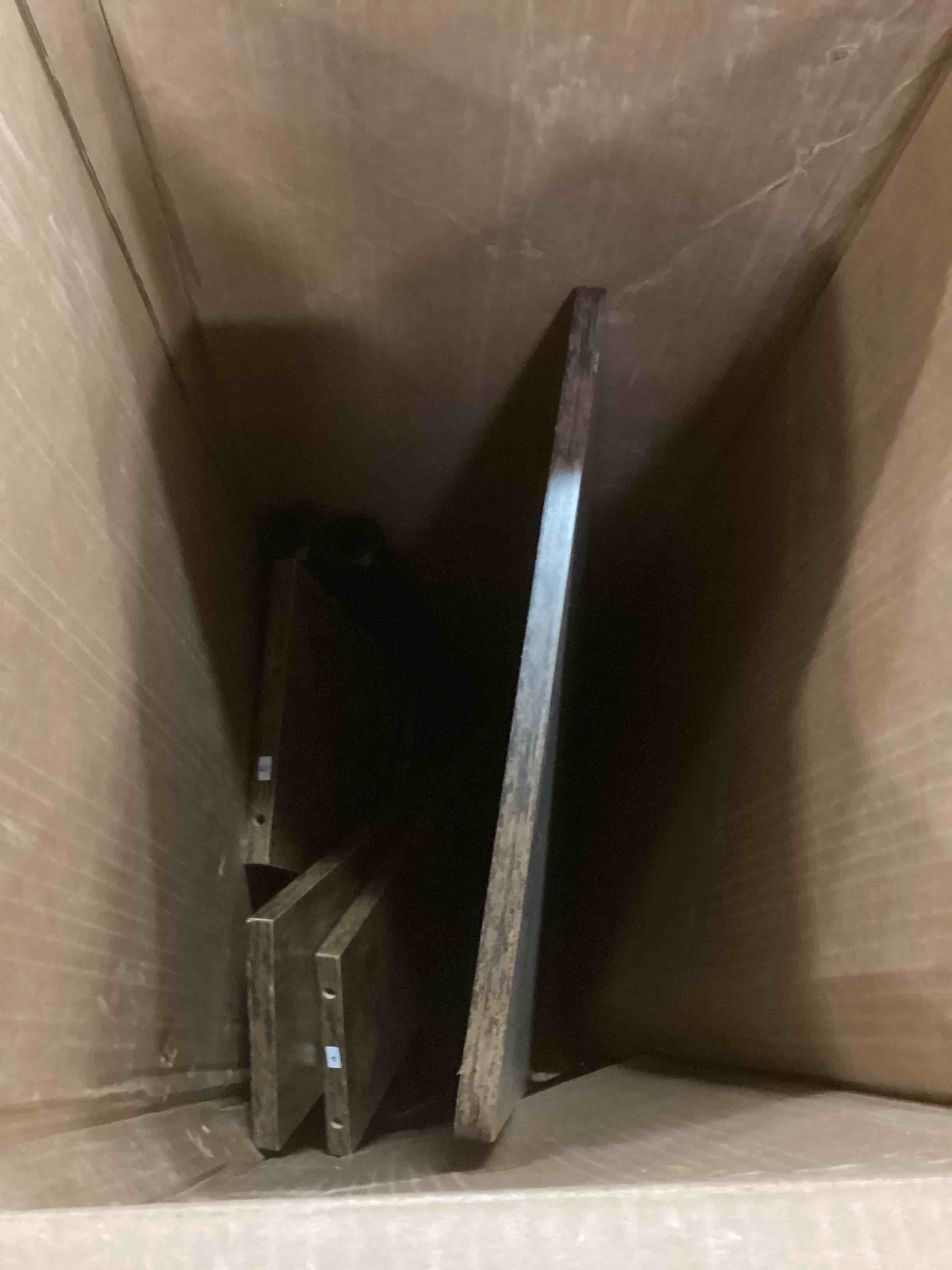 https://s3.amazonaws.com/lotting-images-prod/bidfta/GRA2142473_1739975273163.jpeg