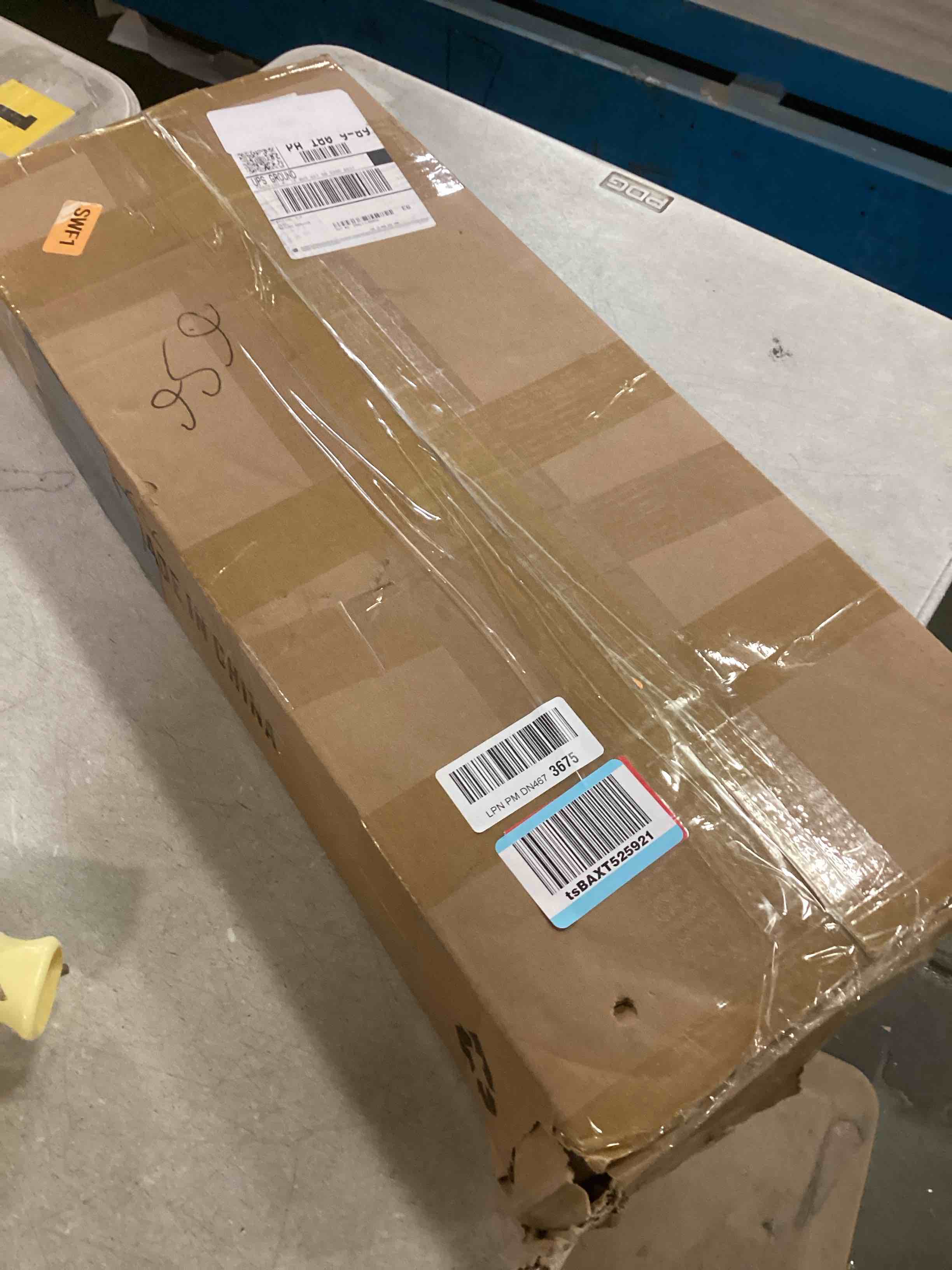 https://s3.amazonaws.com/lotting-images-prod/bidfta/GRA2142643_1739997806567.jpeg