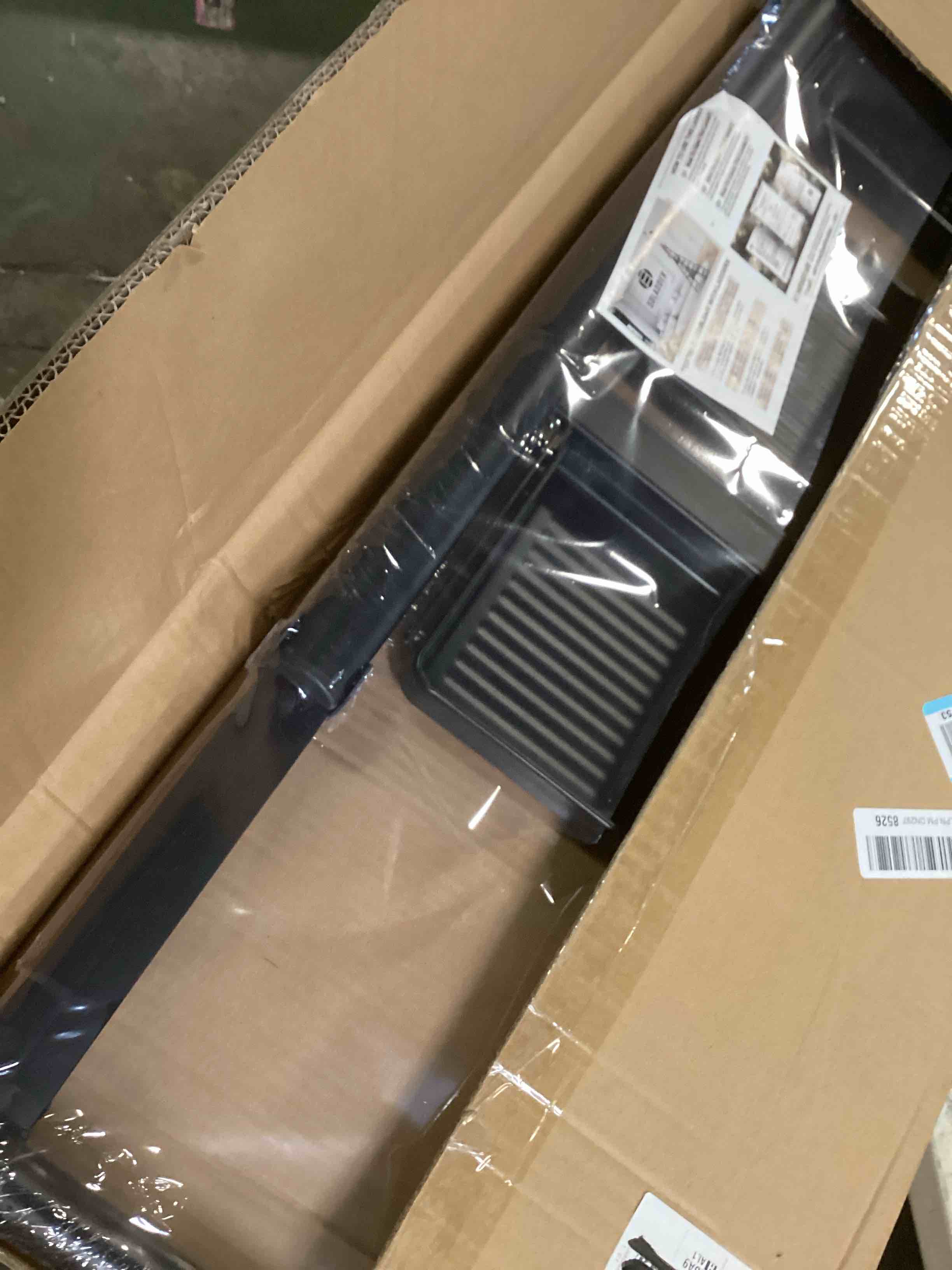 https://s3.amazonaws.com/lotting-images-prod/bidfta/GRA2142801_1740072985619.jpeg