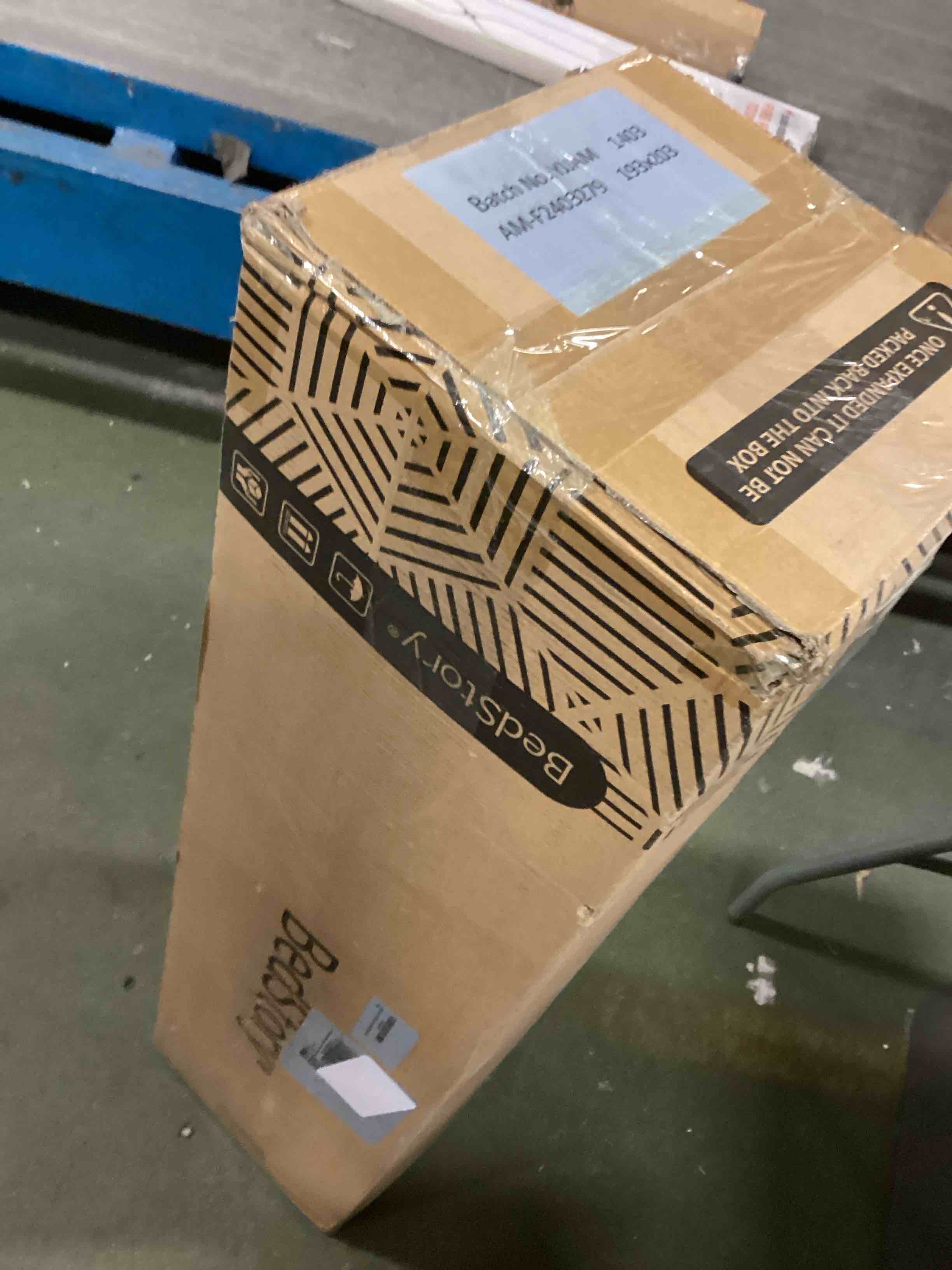 https://s3.amazonaws.com/lotting-images-prod/bidfta/GRA2143211_1737721601120.jpeg