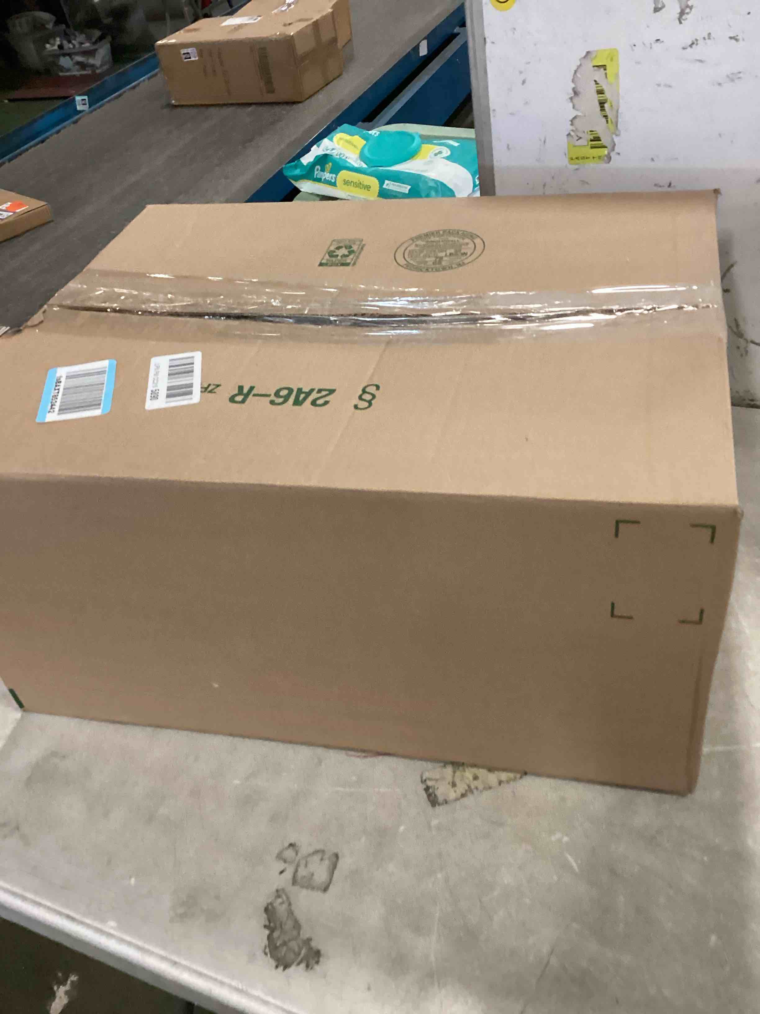 https://s3.amazonaws.com/lotting-images-prod/bidfta/GRA2143575_1737745684887.jpeg