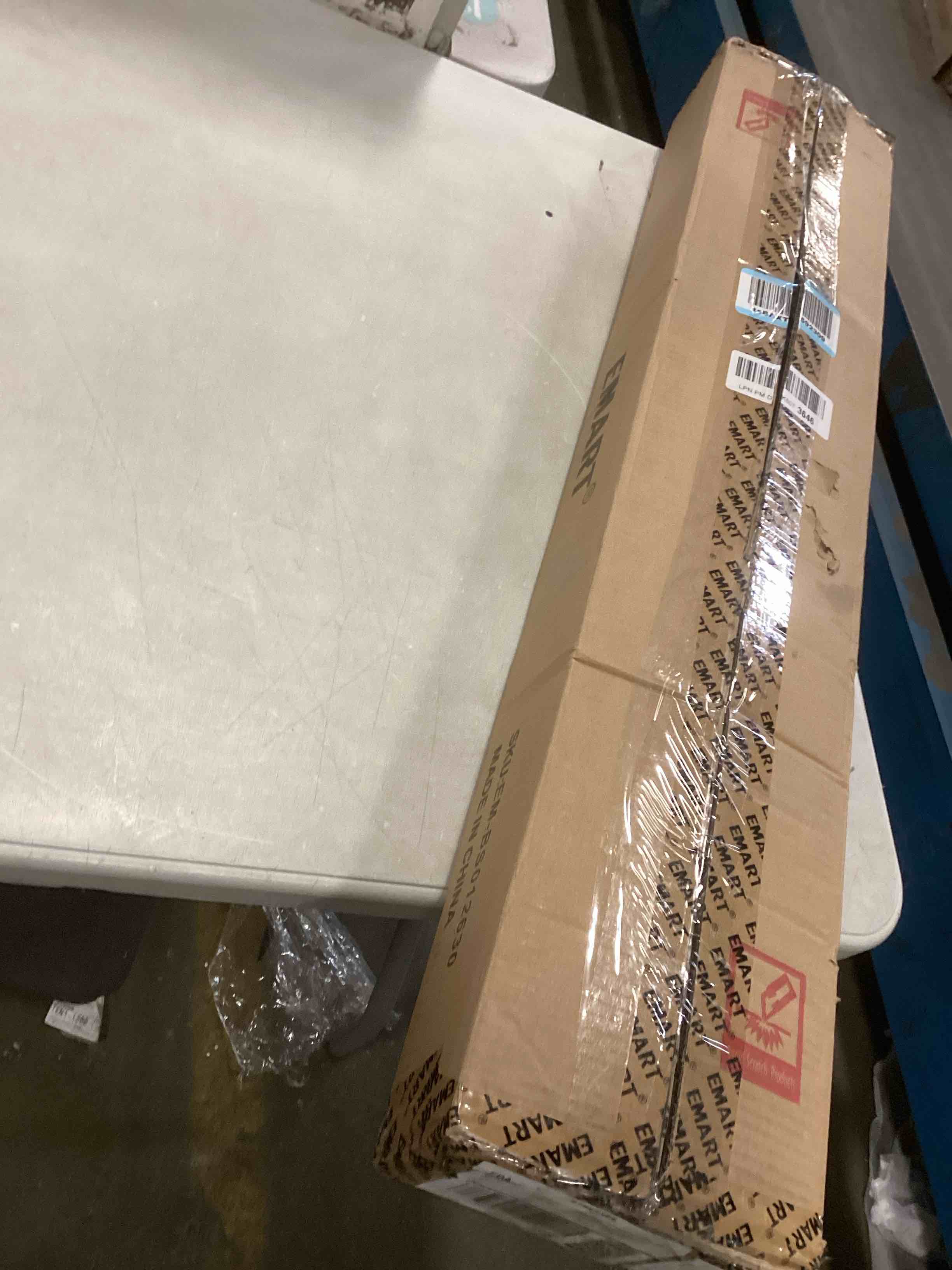 https://s3.amazonaws.com/lotting-images-prod/bidfta/GRA2143717_1737997743707.jpeg