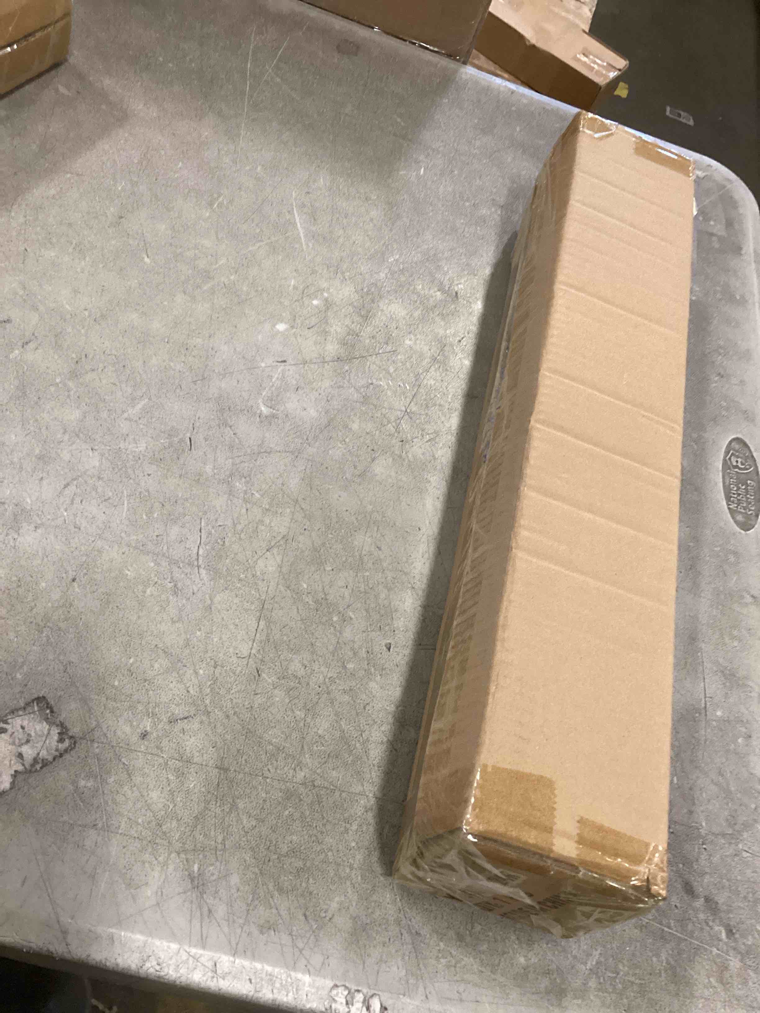 https://s3.amazonaws.com/lotting-images-prod/bidfta/GRA2144553_1738185160856.jpeg
