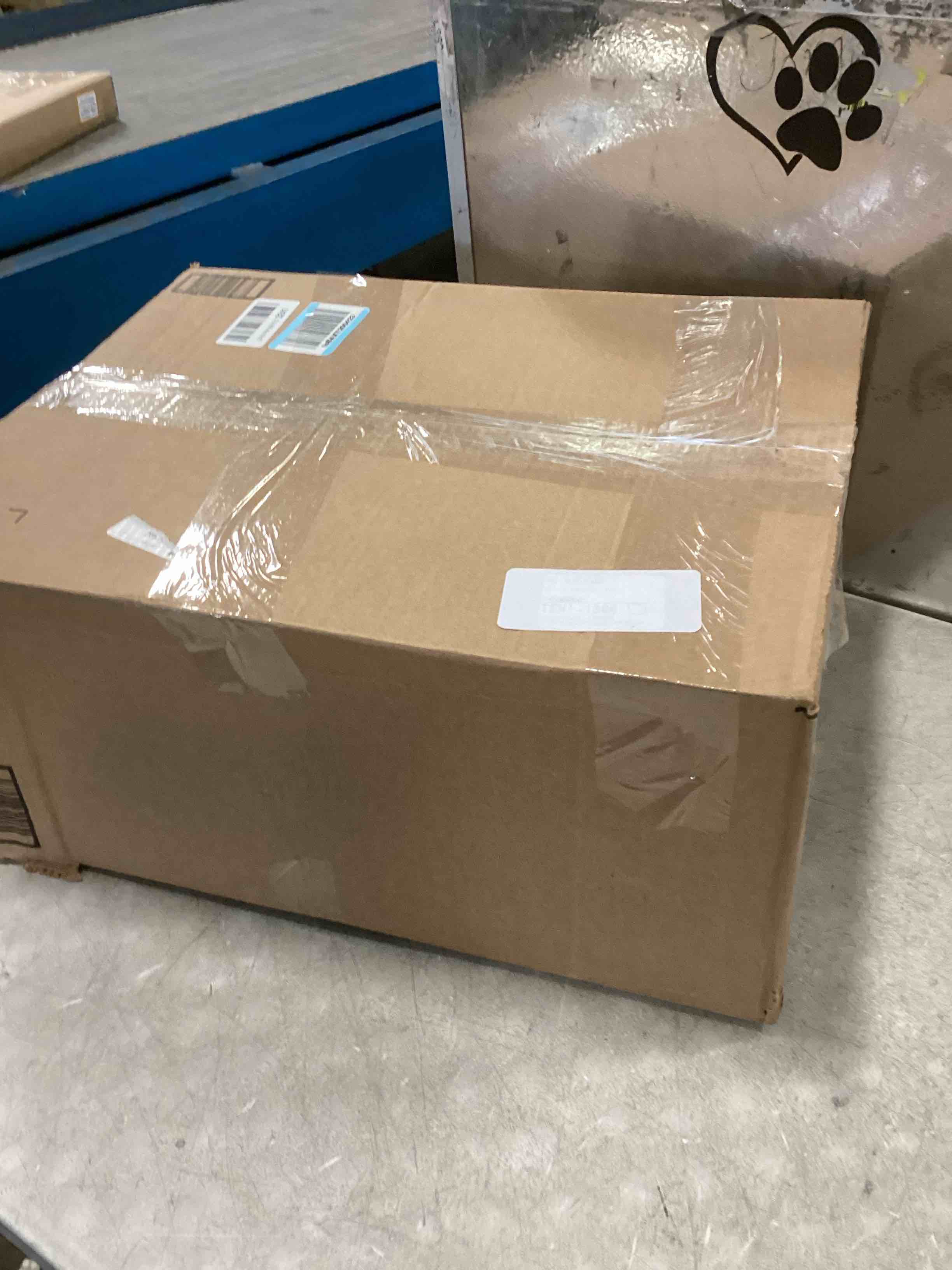 https://s3.amazonaws.com/lotting-images-prod/bidfta/GRA2144839_1738349794911.jpeg