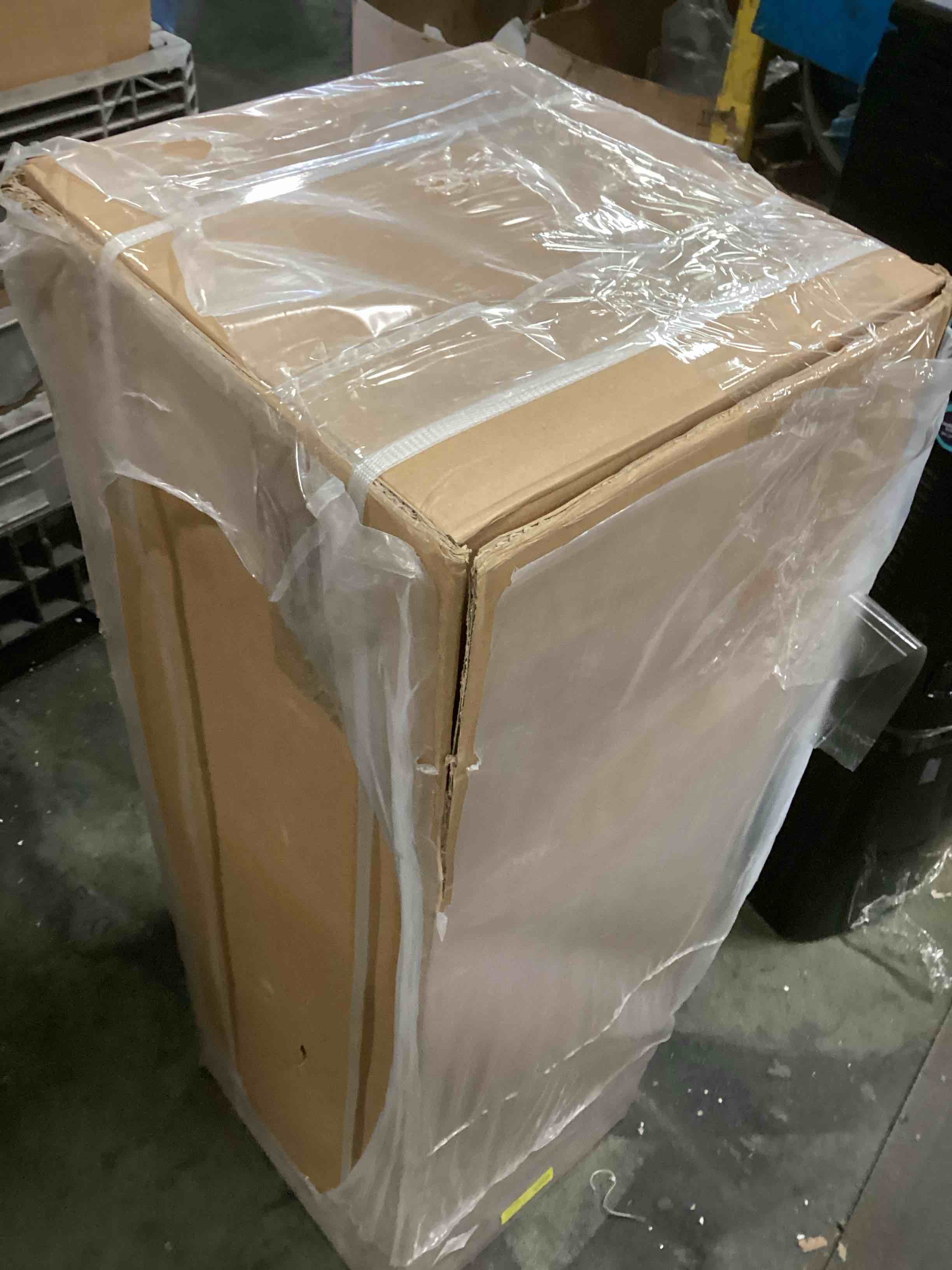 https://s3.amazonaws.com/lotting-images-prod/bidfta/GRA2144902_1738356839707.jpeg