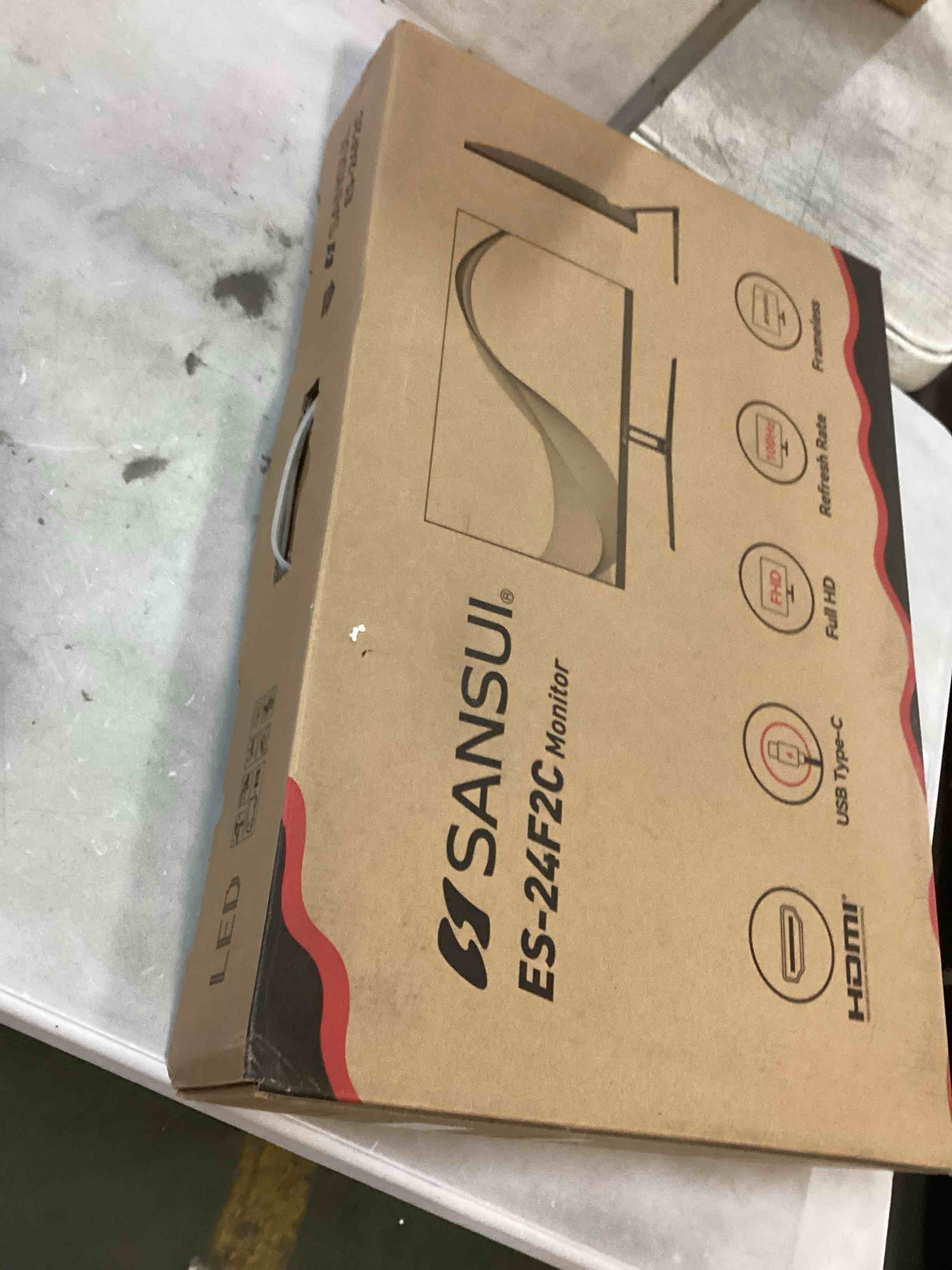 https://s3.amazonaws.com/lotting-images-prod/bidfta/GRA2145025_1738599453432.jpeg