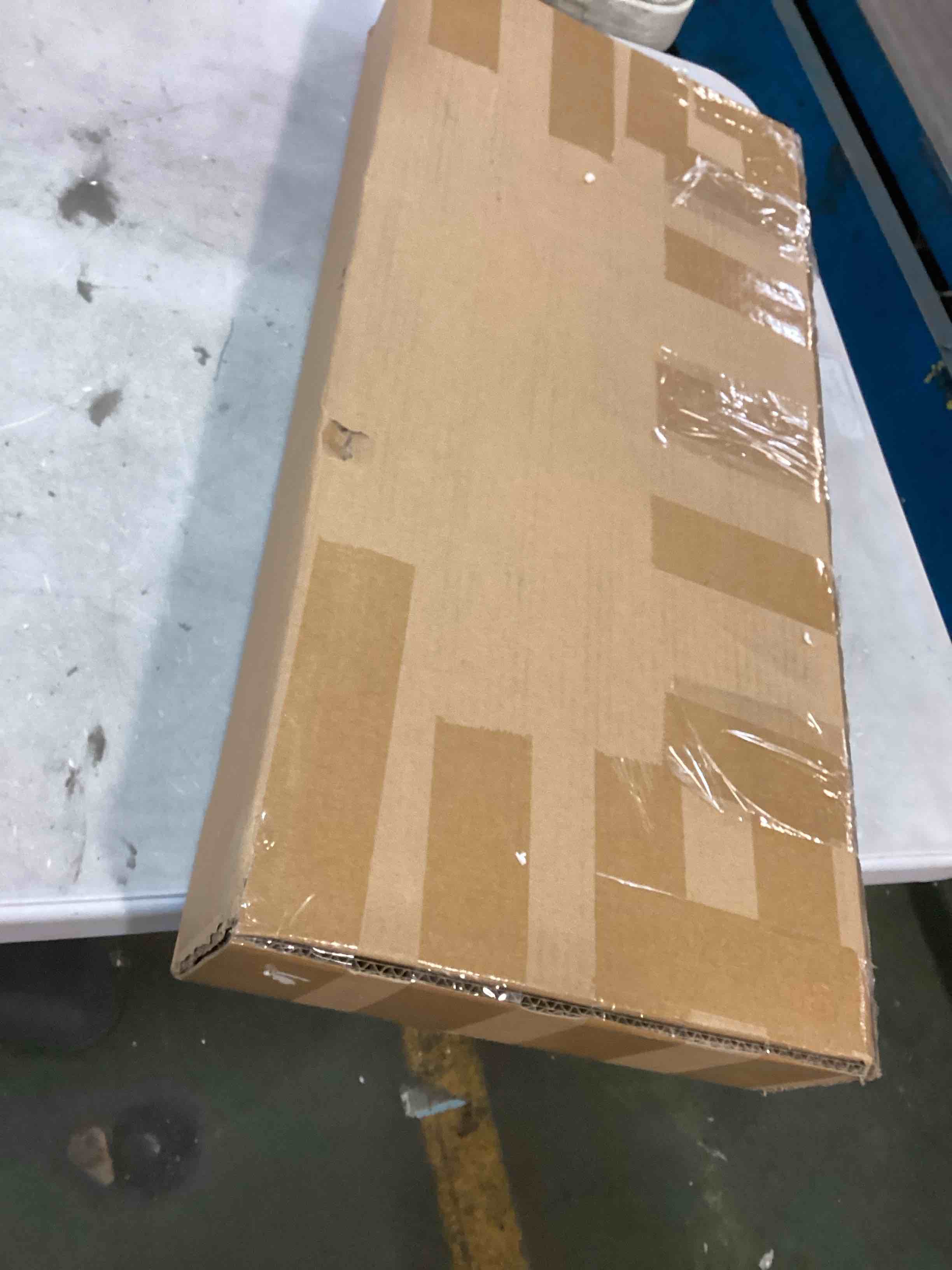 https://s3.amazonaws.com/lotting-images-prod/bidfta/GRA2145099_1738608563712.jpeg