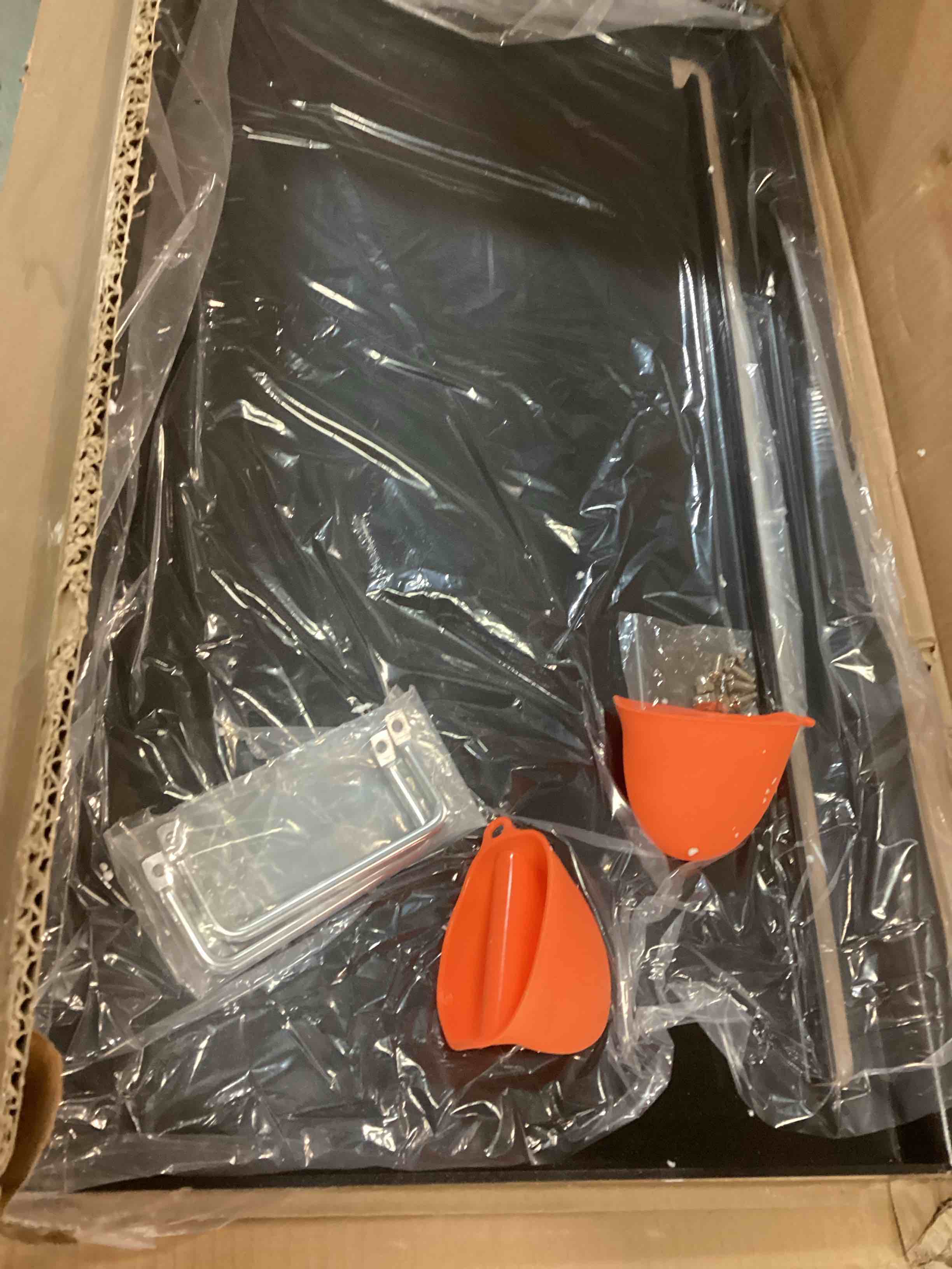 https://s3.amazonaws.com/lotting-images-prod/bidfta/GRA2145564_1738779500726.jpeg
