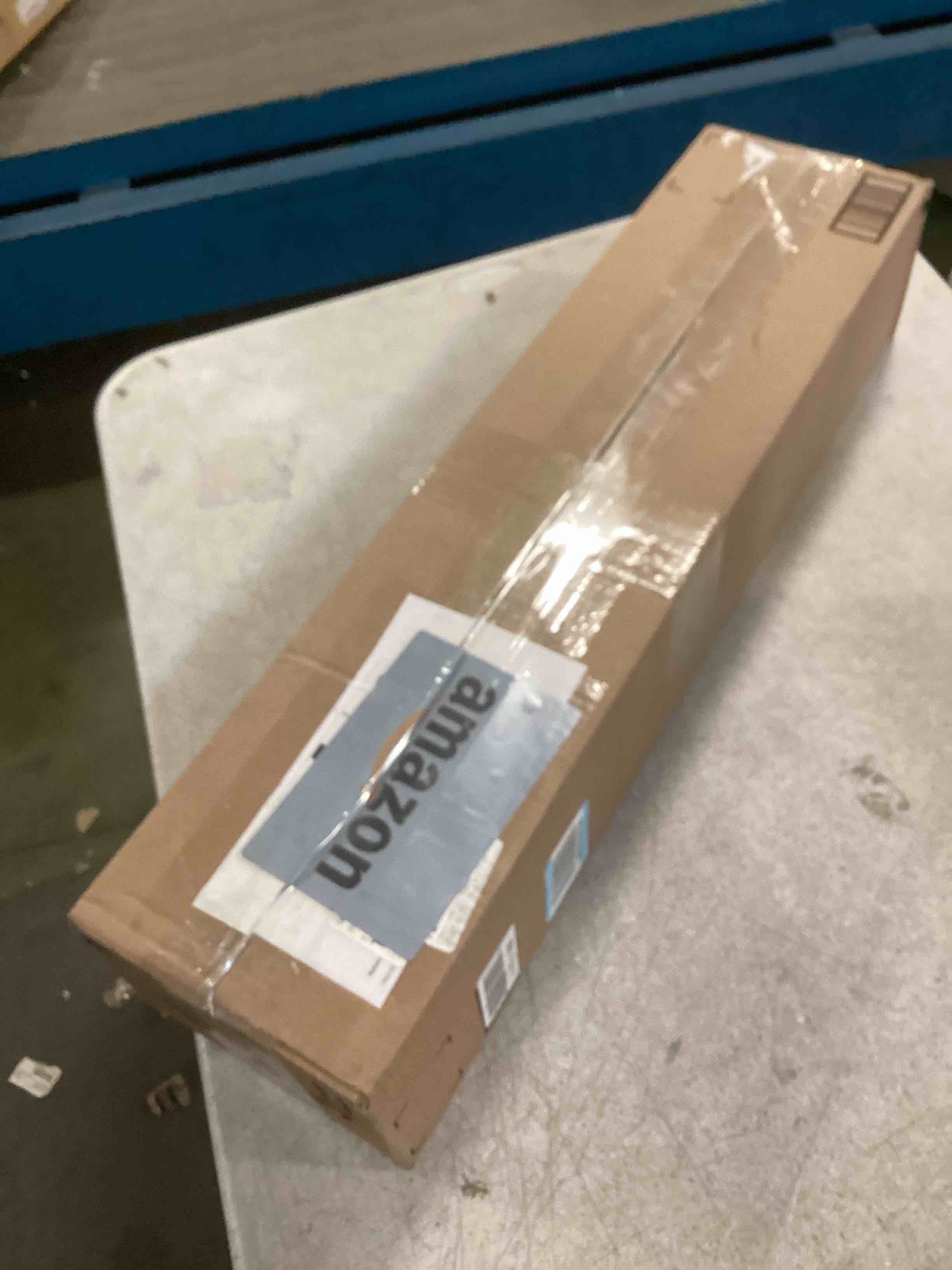 https://s3.amazonaws.com/lotting-images-prod/bidfta/GRA2147363_1740517240101.jpeg