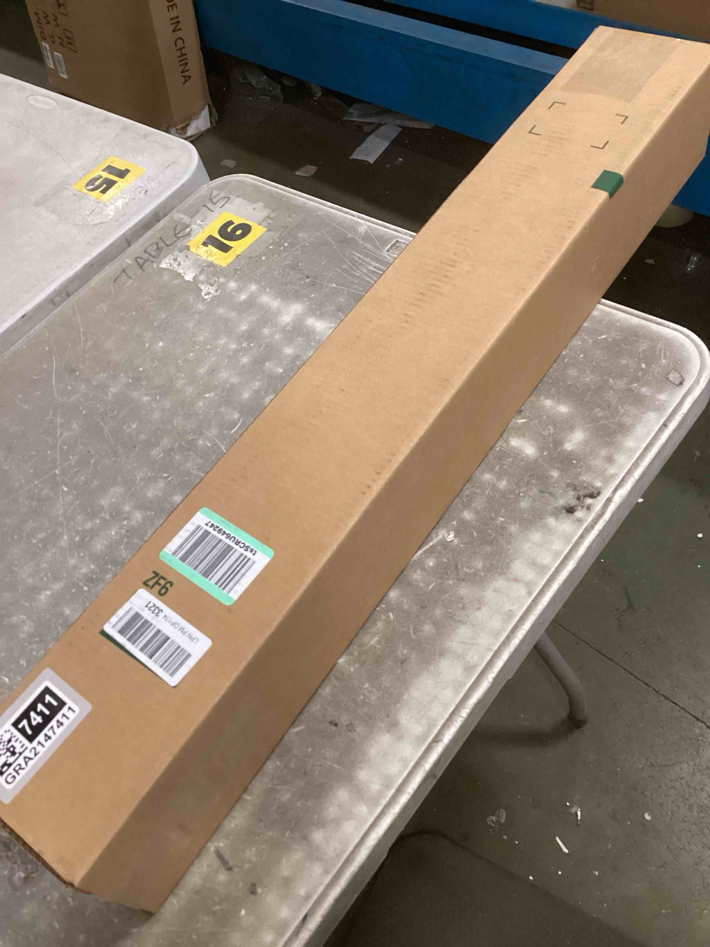 https://s3.amazonaws.com/lotting-images-prod/bidfta/GRA2147411_1740578974220.jpeg
