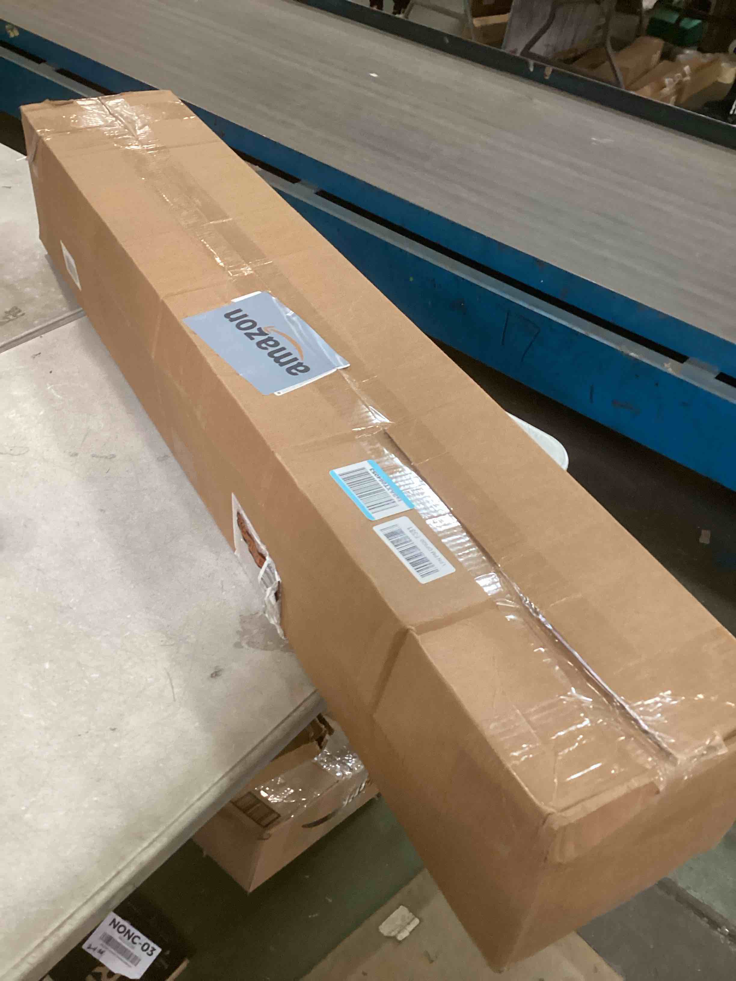 https://s3.amazonaws.com/lotting-images-prod/bidfta/GRA2148525_1741105492954.jpeg
