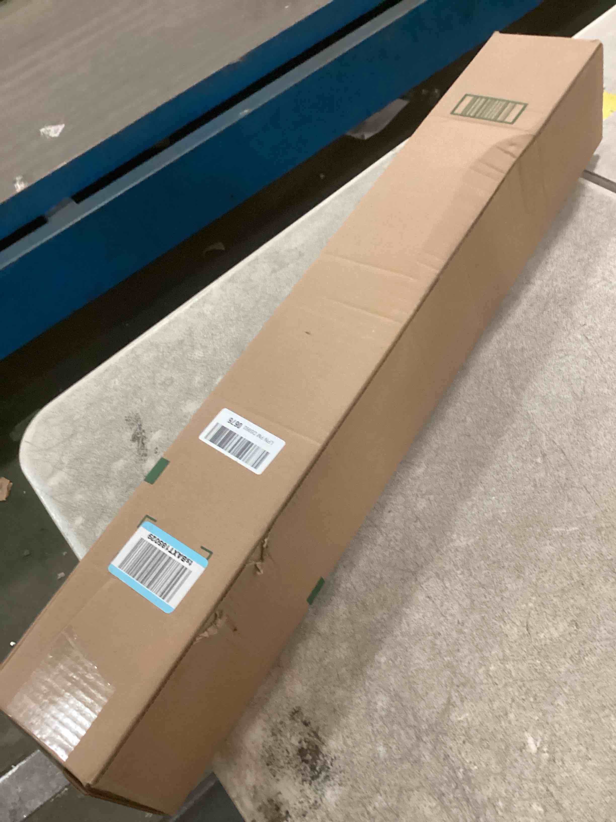 https://s3.amazonaws.com/lotting-images-prod/bidfta/GRA2148938_1741208086106.jpeg