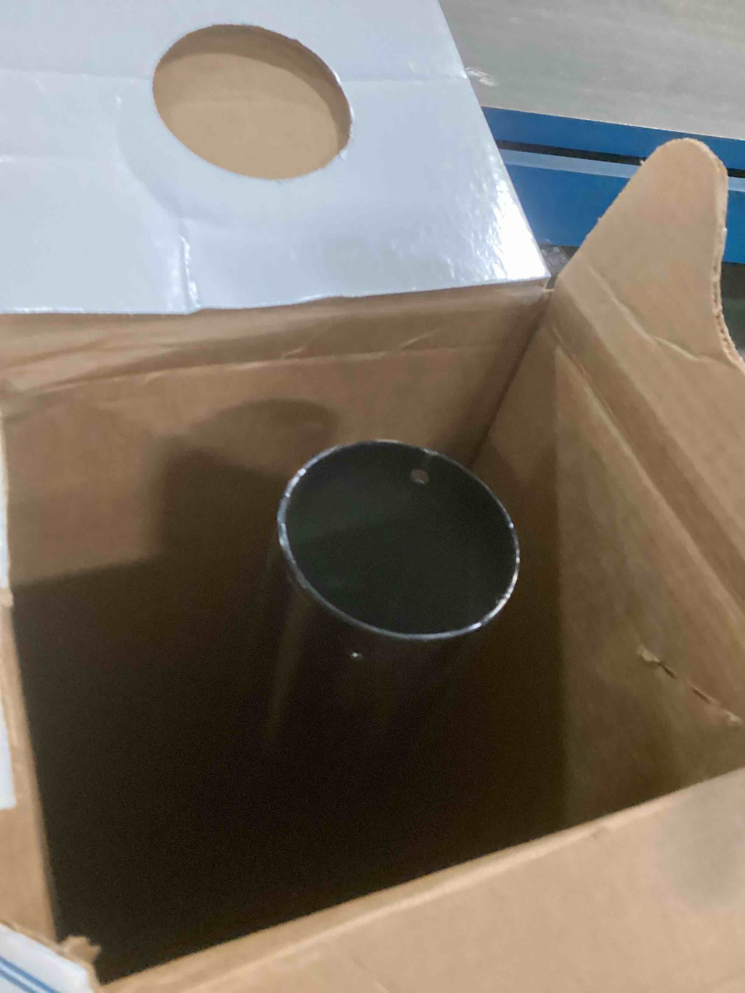 https://s3.amazonaws.com/lotting-images-prod/bidfta/GRA2148951_1741266478869.jpeg