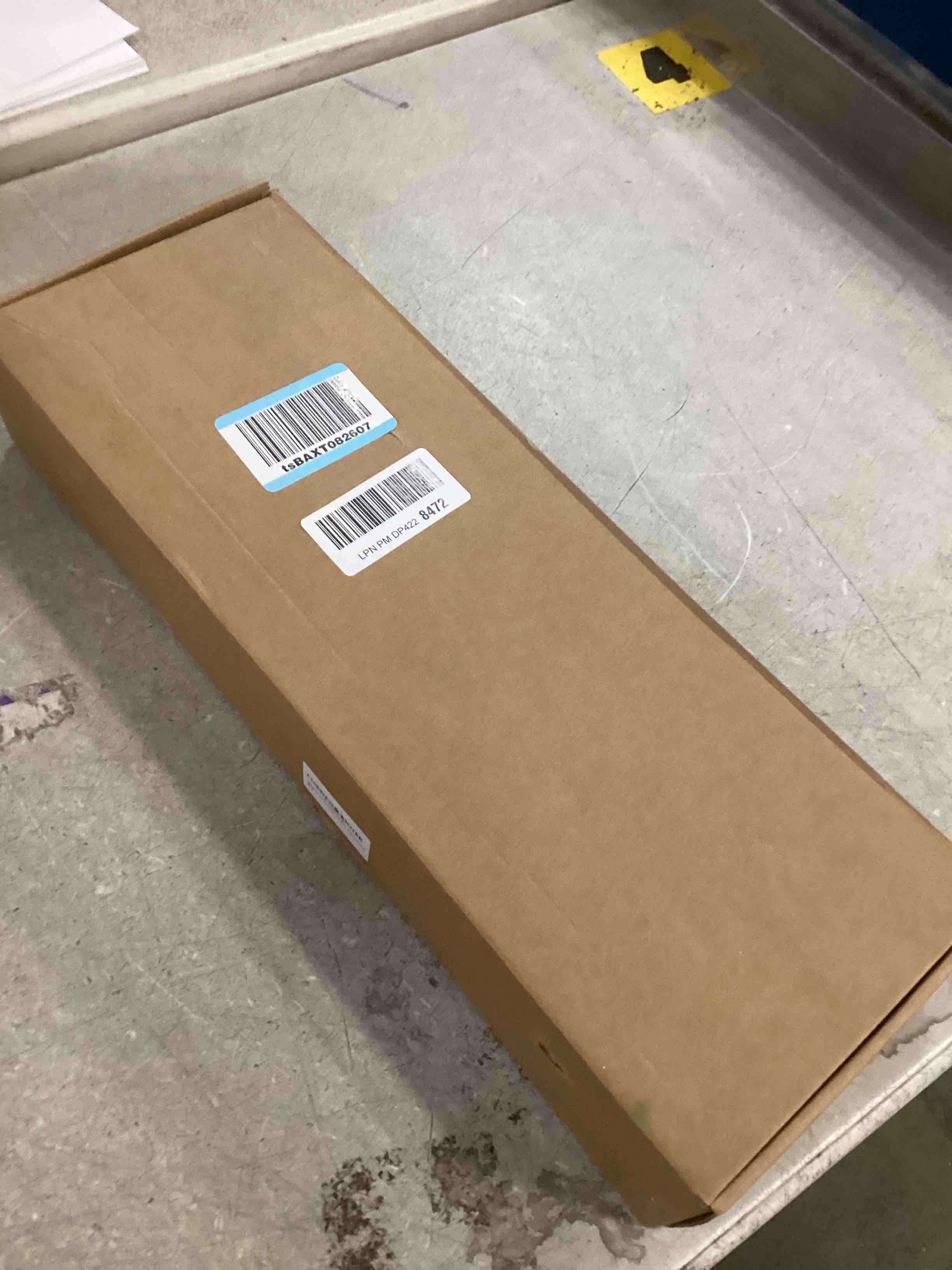 https://s3.amazonaws.com/lotting-images-prod/bidfta/GRA2148976_1741269993953.jpeg