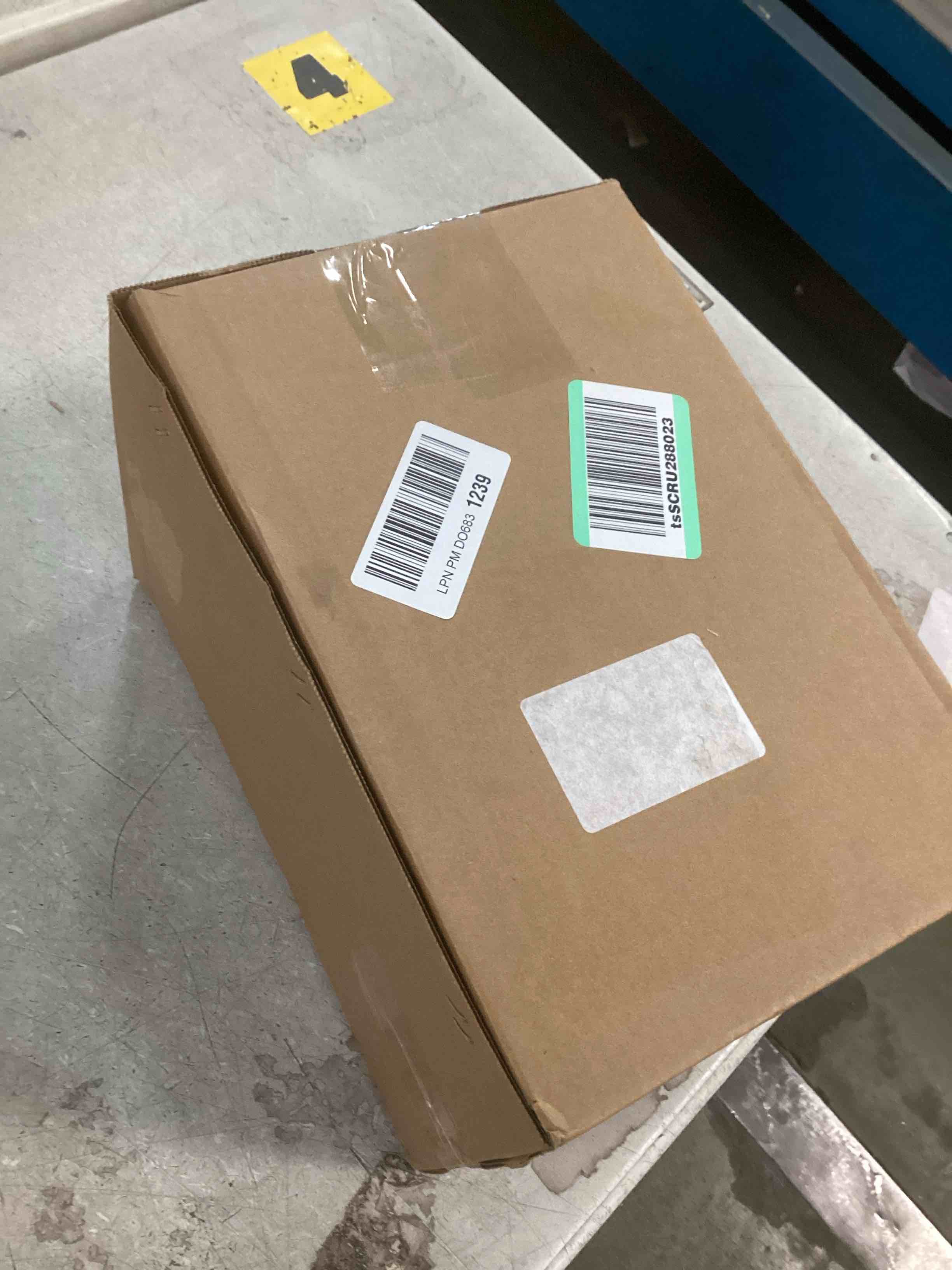 https://s3.amazonaws.com/lotting-images-prod/bidfta/GRA2148985_1741270927265.jpeg