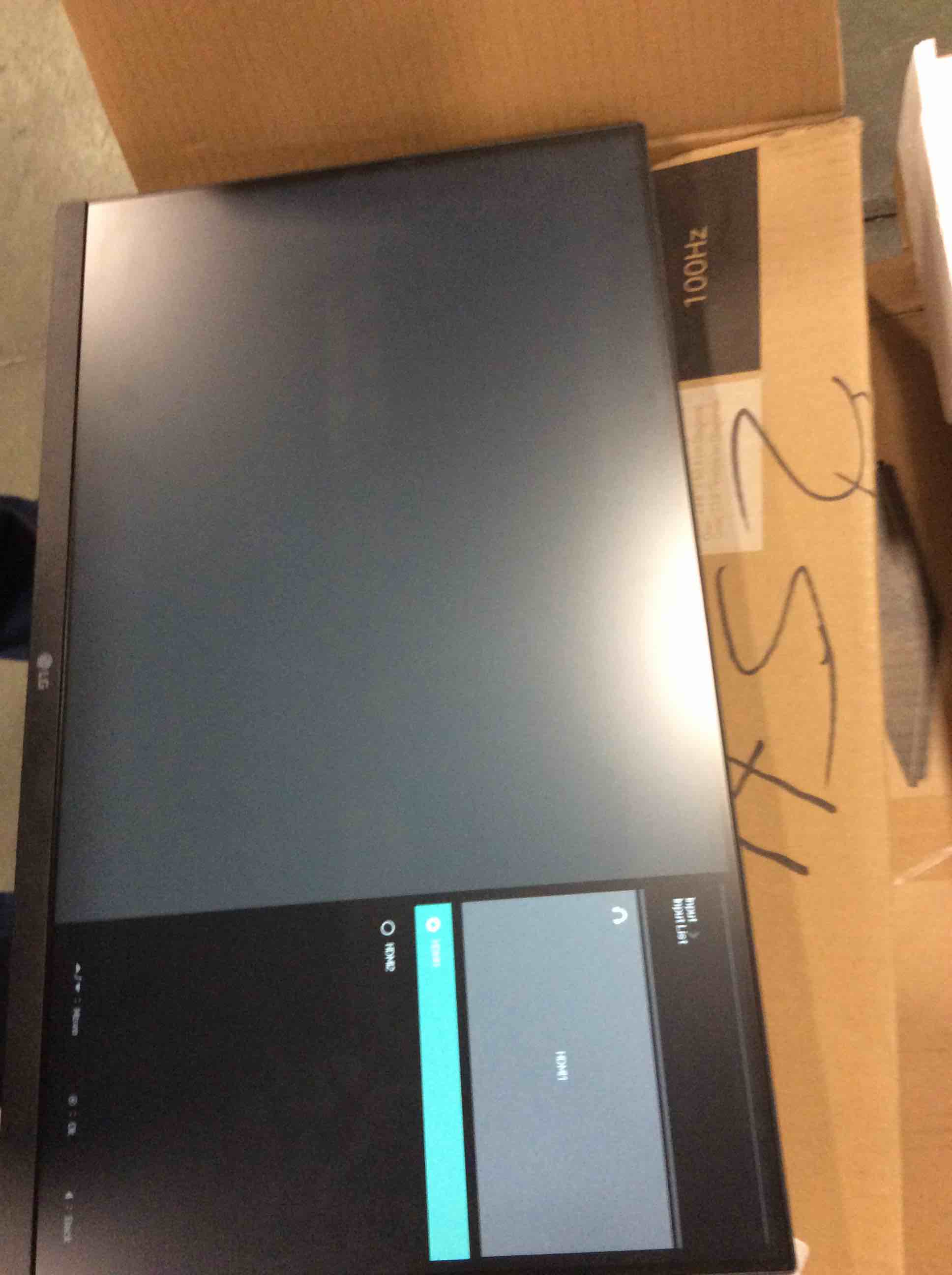 https://s3.amazonaws.com/lotting-images-prod/bidfta/GRA2149273_1738875426416.jpeg