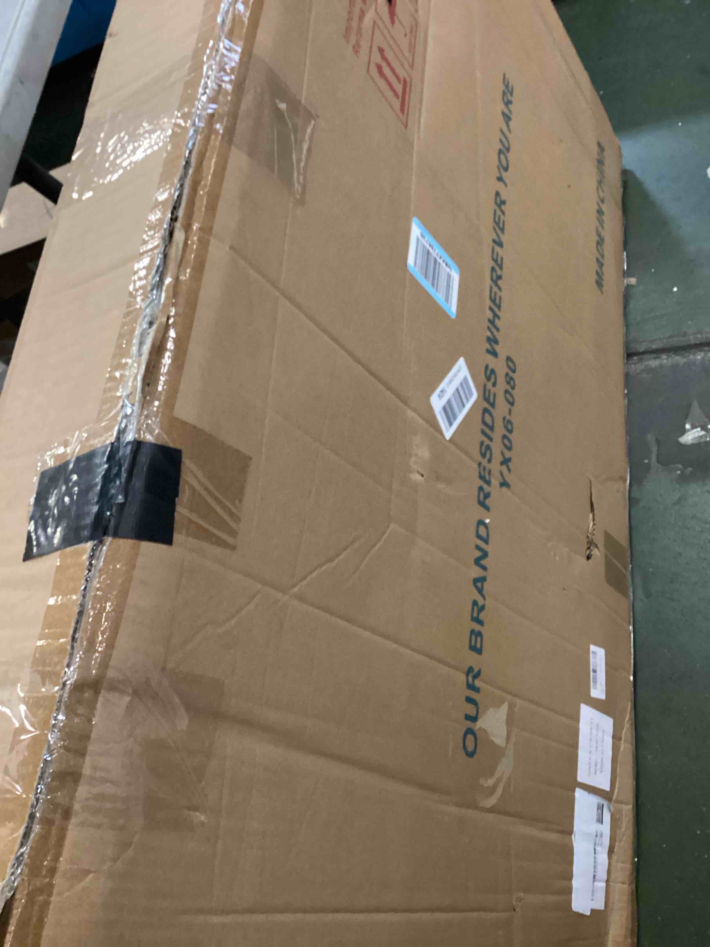 https://s3.amazonaws.com/lotting-images-prod/bidfta/GRA2149292_1738772836906.jpeg