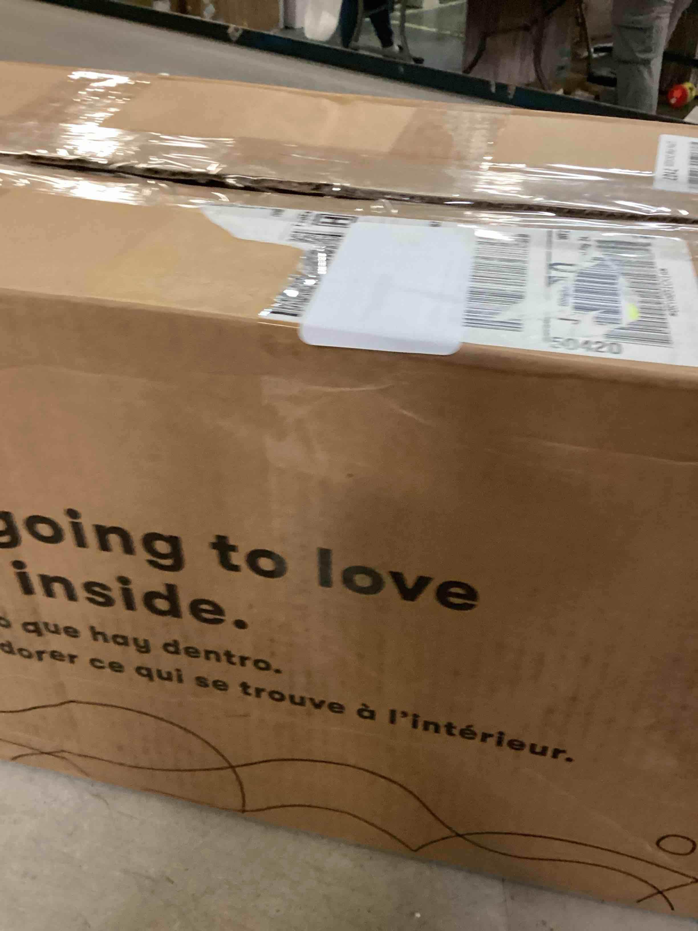 https://s3.amazonaws.com/lotting-images-prod/bidfta/GRA2149297_1738773334029.jpeg