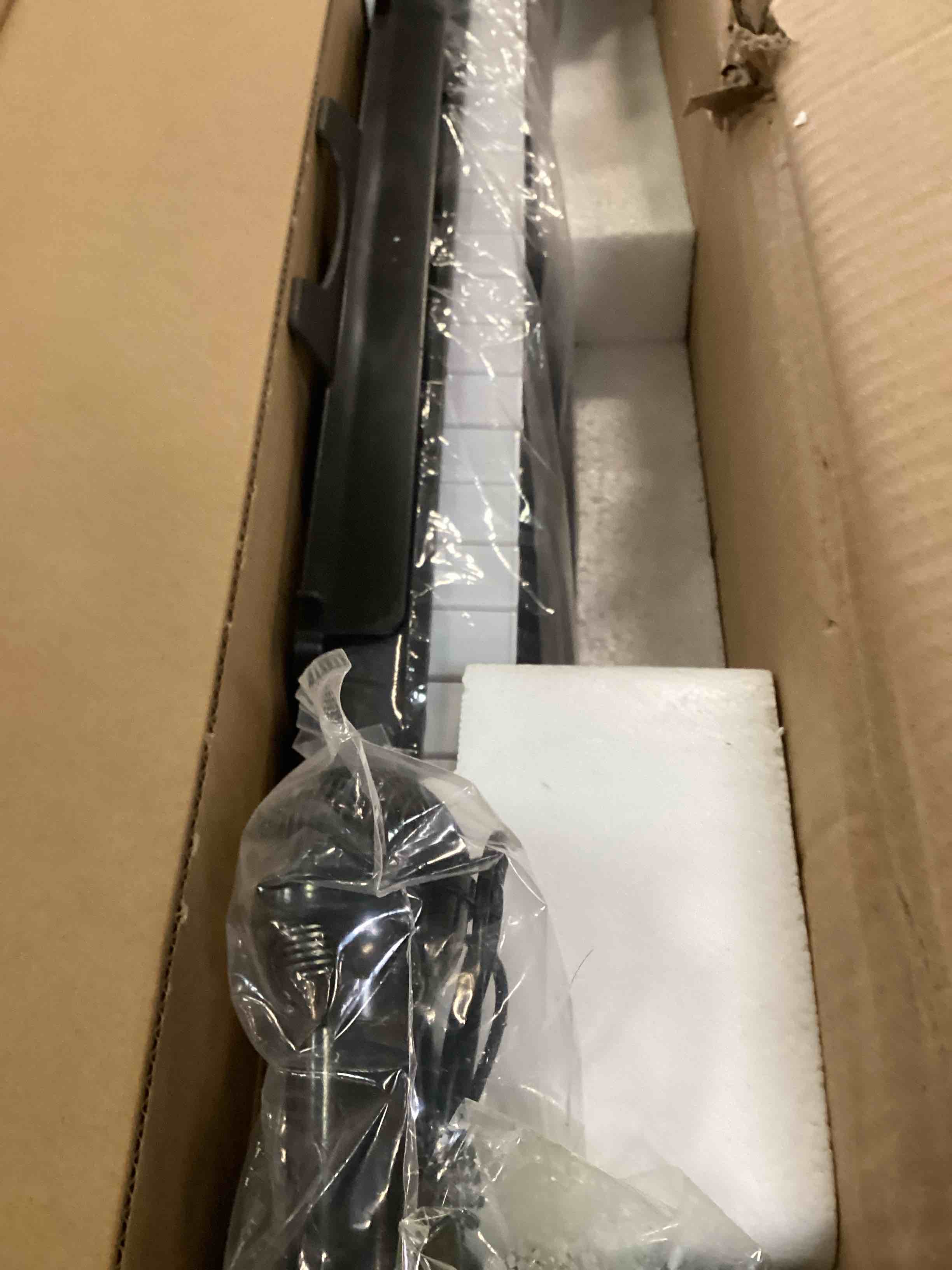 https://s3.amazonaws.com/lotting-images-prod/bidfta/GRA2149604_1738866616762.jpeg