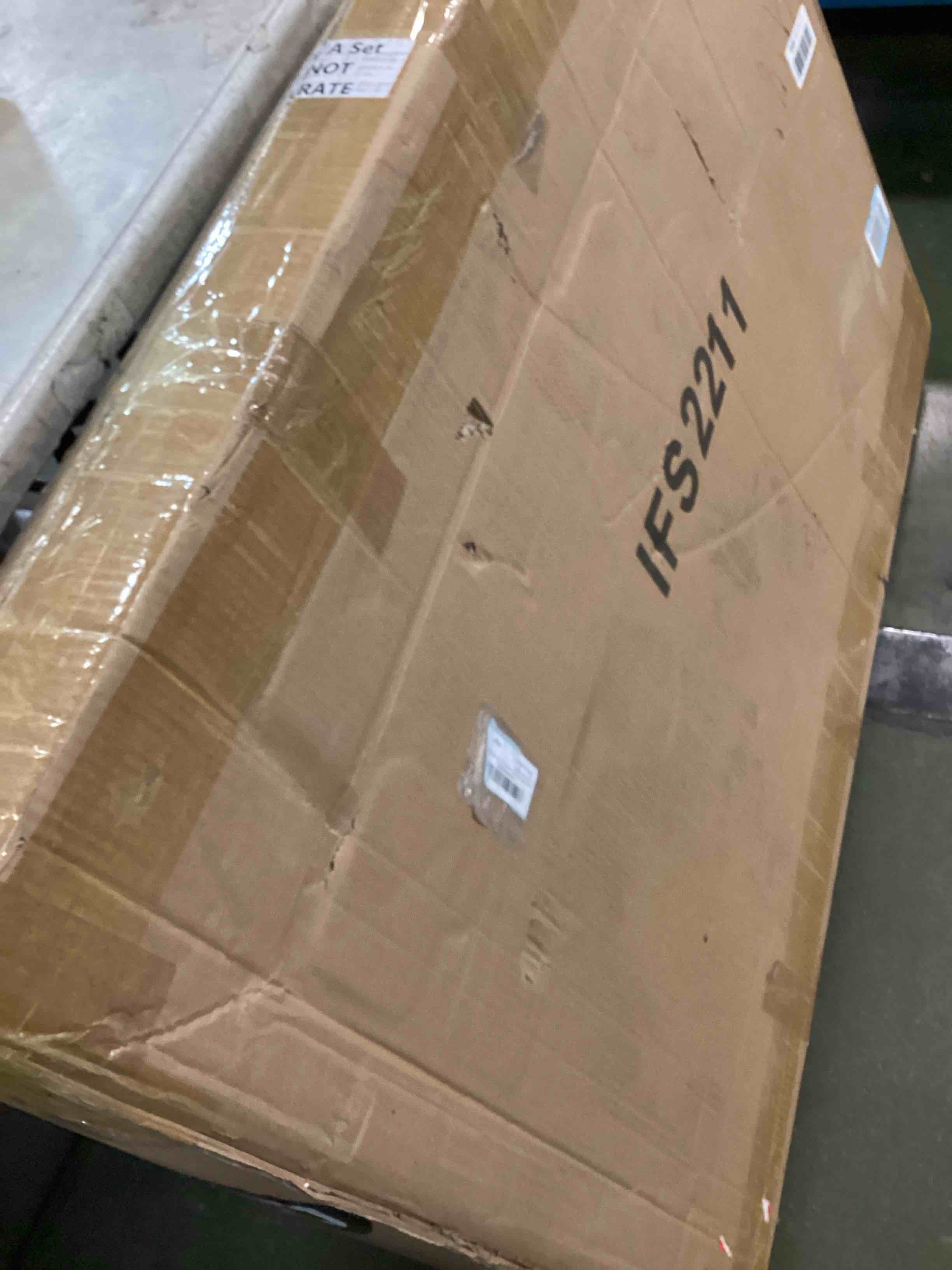 https://s3.amazonaws.com/lotting-images-prod/bidfta/GRA2149857_1738940120003.jpeg
