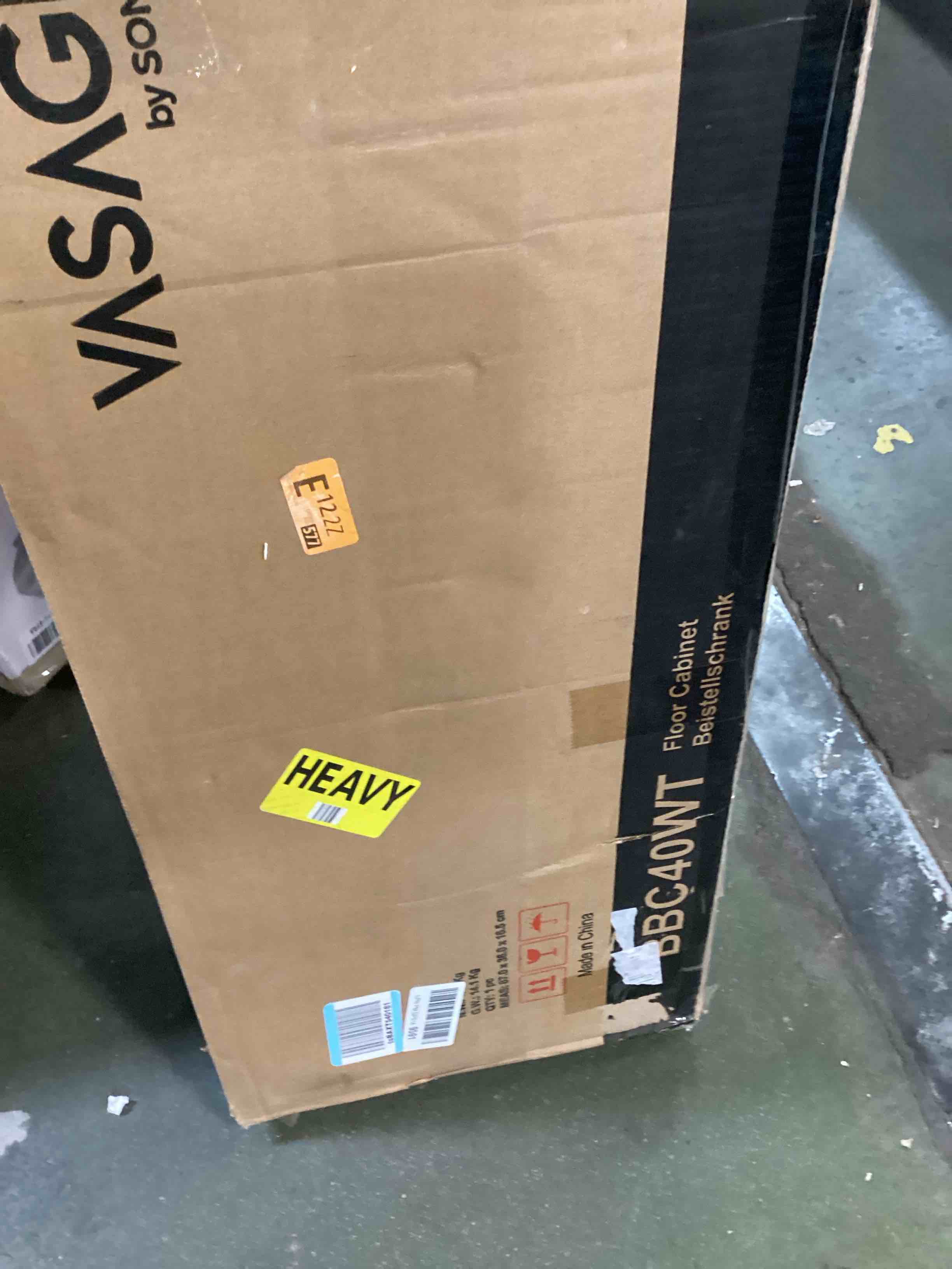 https://s3.amazonaws.com/lotting-images-prod/bidfta/GRA2149889_1738945937392.jpeg