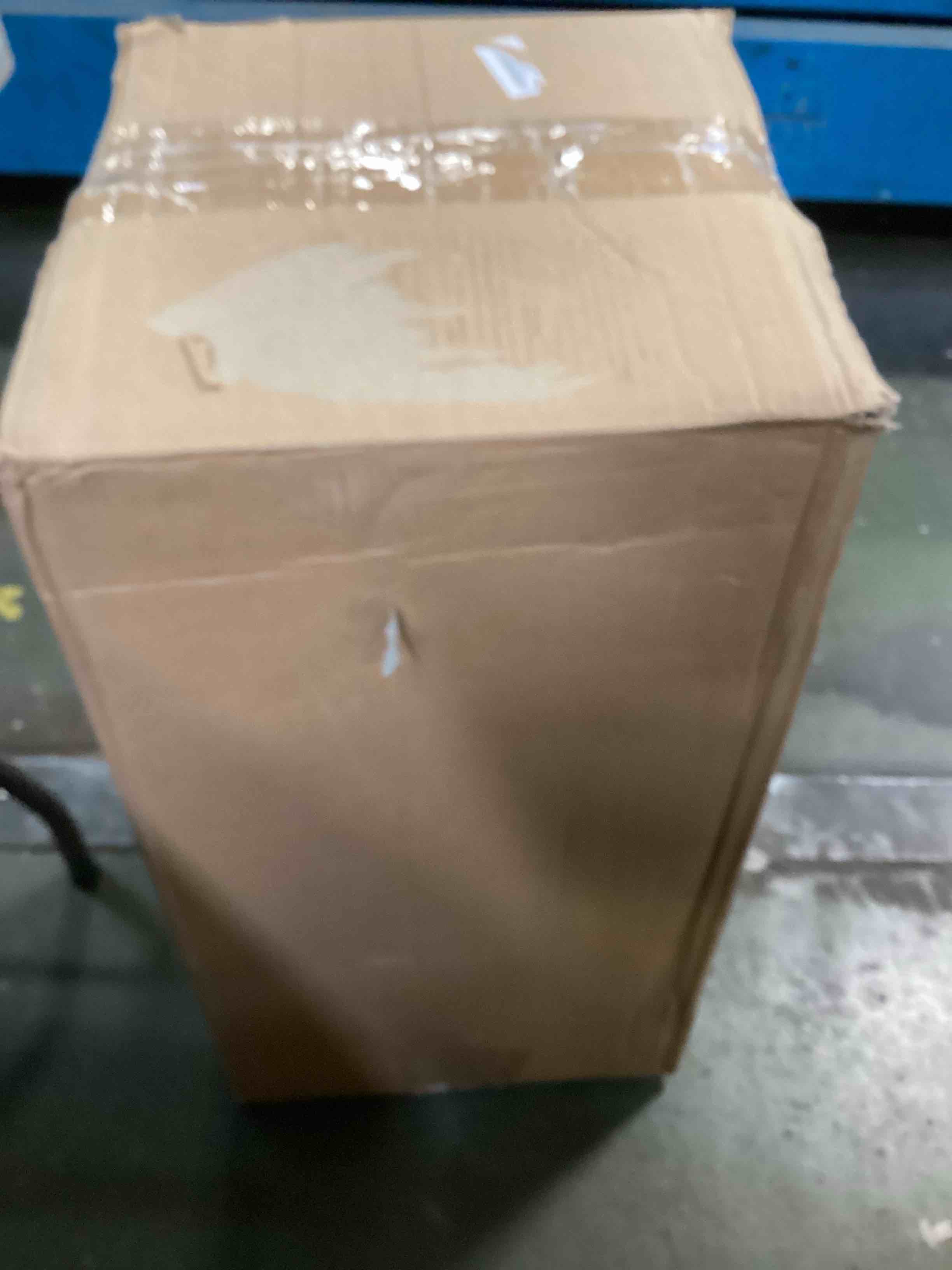 https://s3.amazonaws.com/lotting-images-prod/bidfta/GRA2149906_1738948482709.jpeg