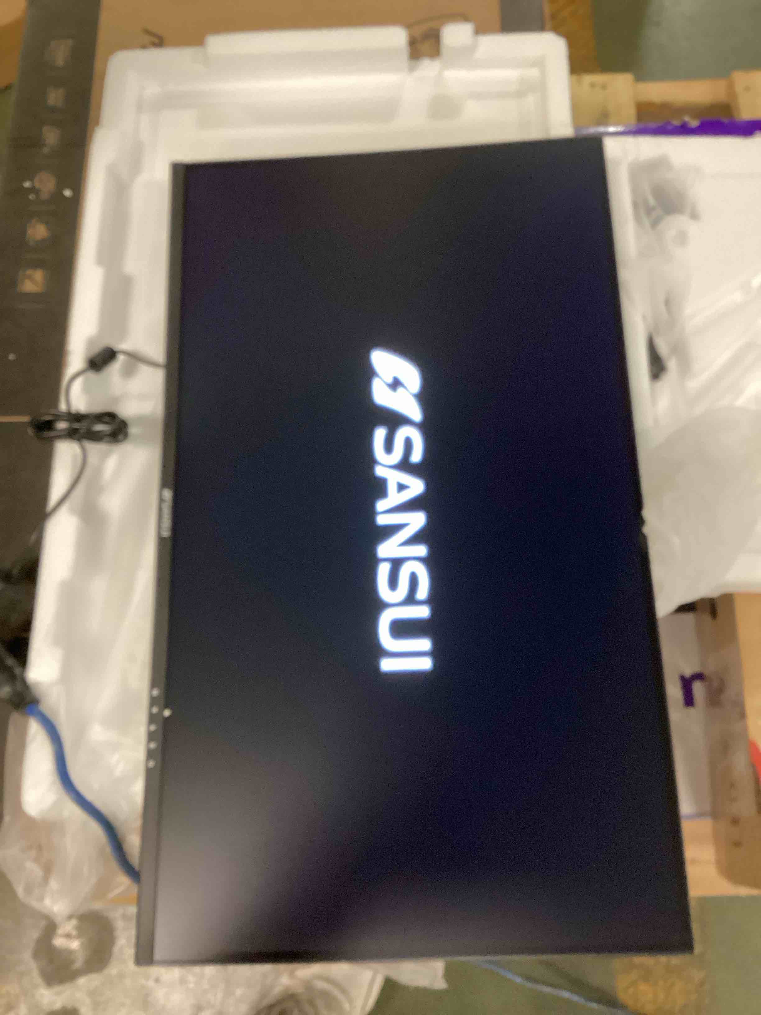 https://s3.amazonaws.com/lotting-images-prod/bidfta/GRA2149976_1739289040648.jpeg