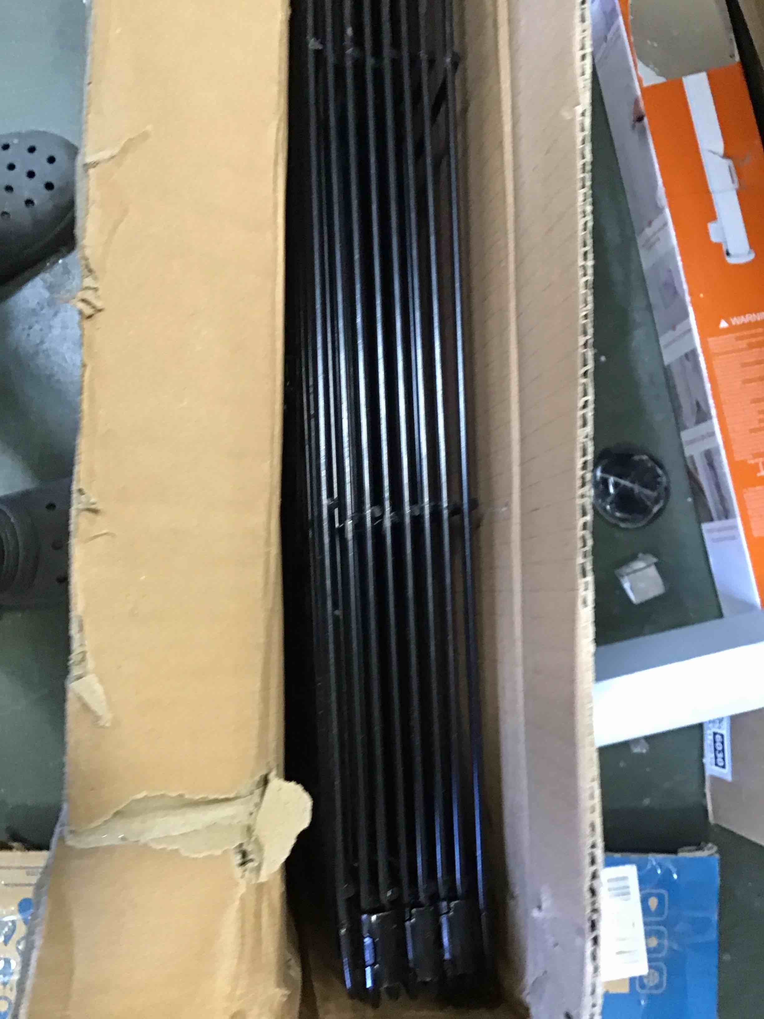 https://s3.amazonaws.com/lotting-images-prod/bidfta/GRA2176114_1740512084253.jpeg
