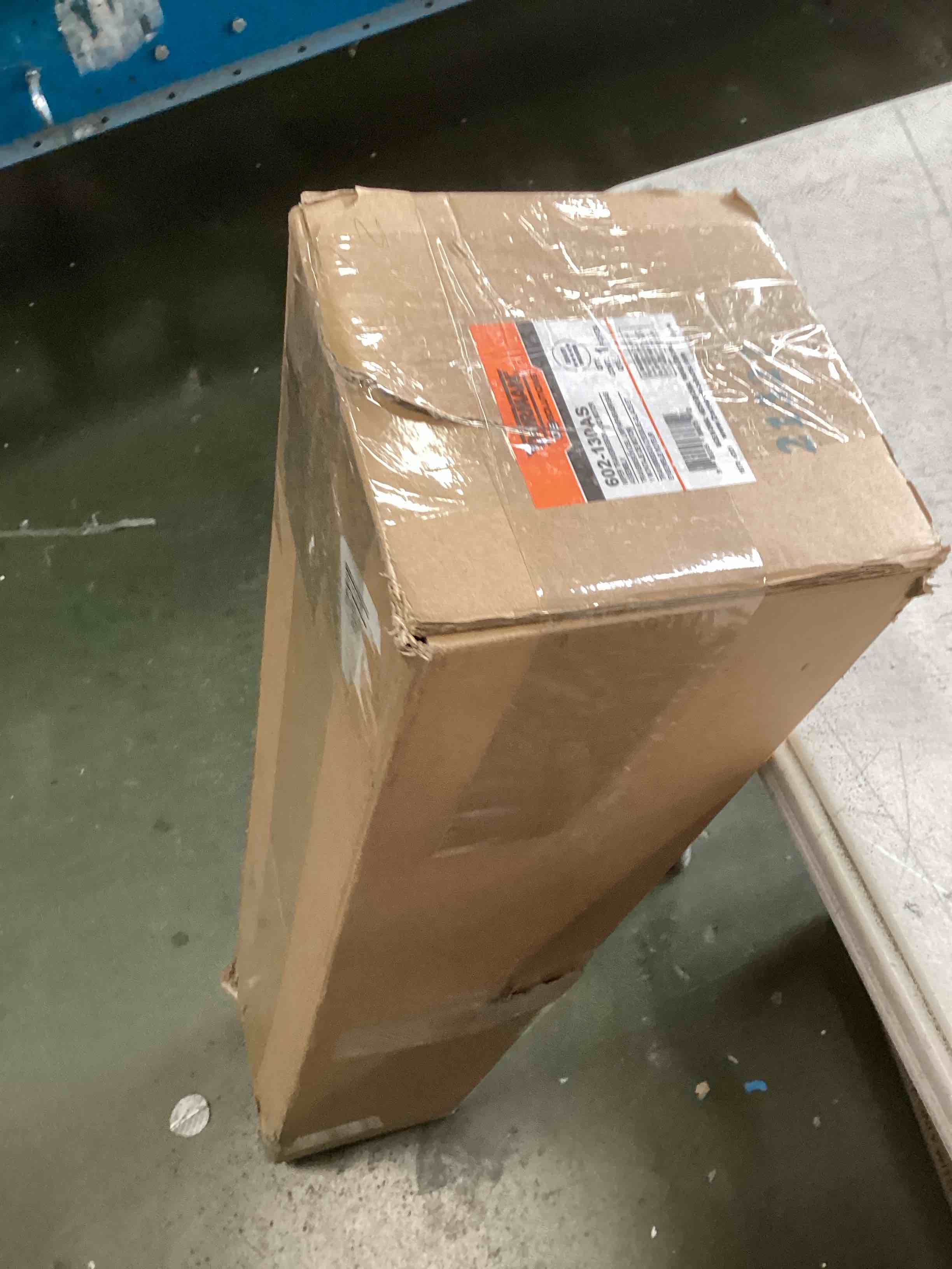 https://s3.amazonaws.com/lotting-images-prod/bidfta/GRA2176504_1741013202207.jpeg