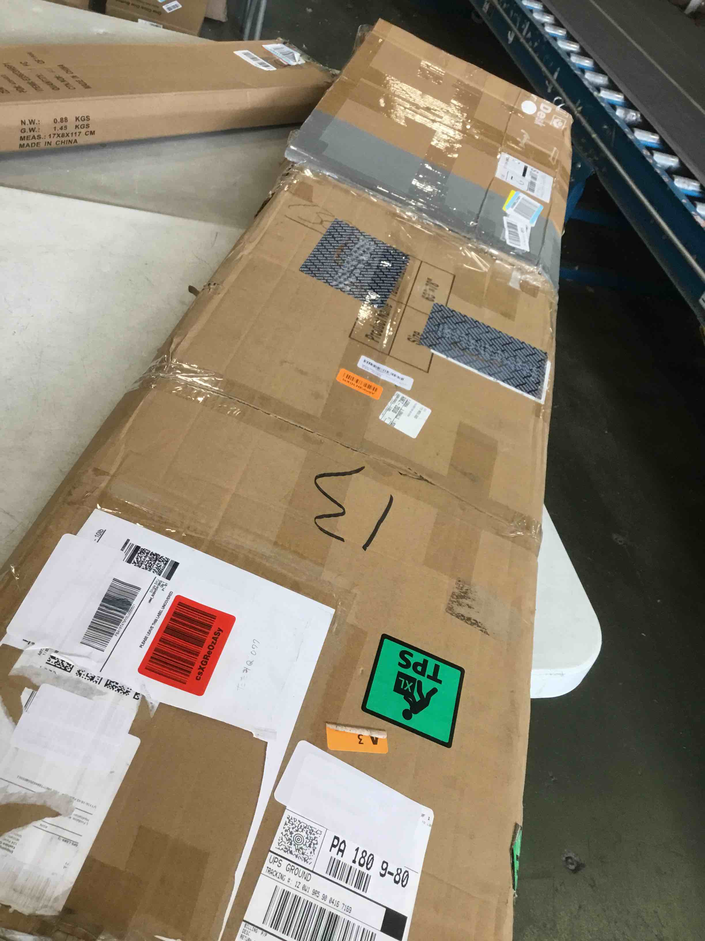 https://s3.amazonaws.com/lotting-images-prod/bidfta/GRA2176670_1741186264699.jpeg
