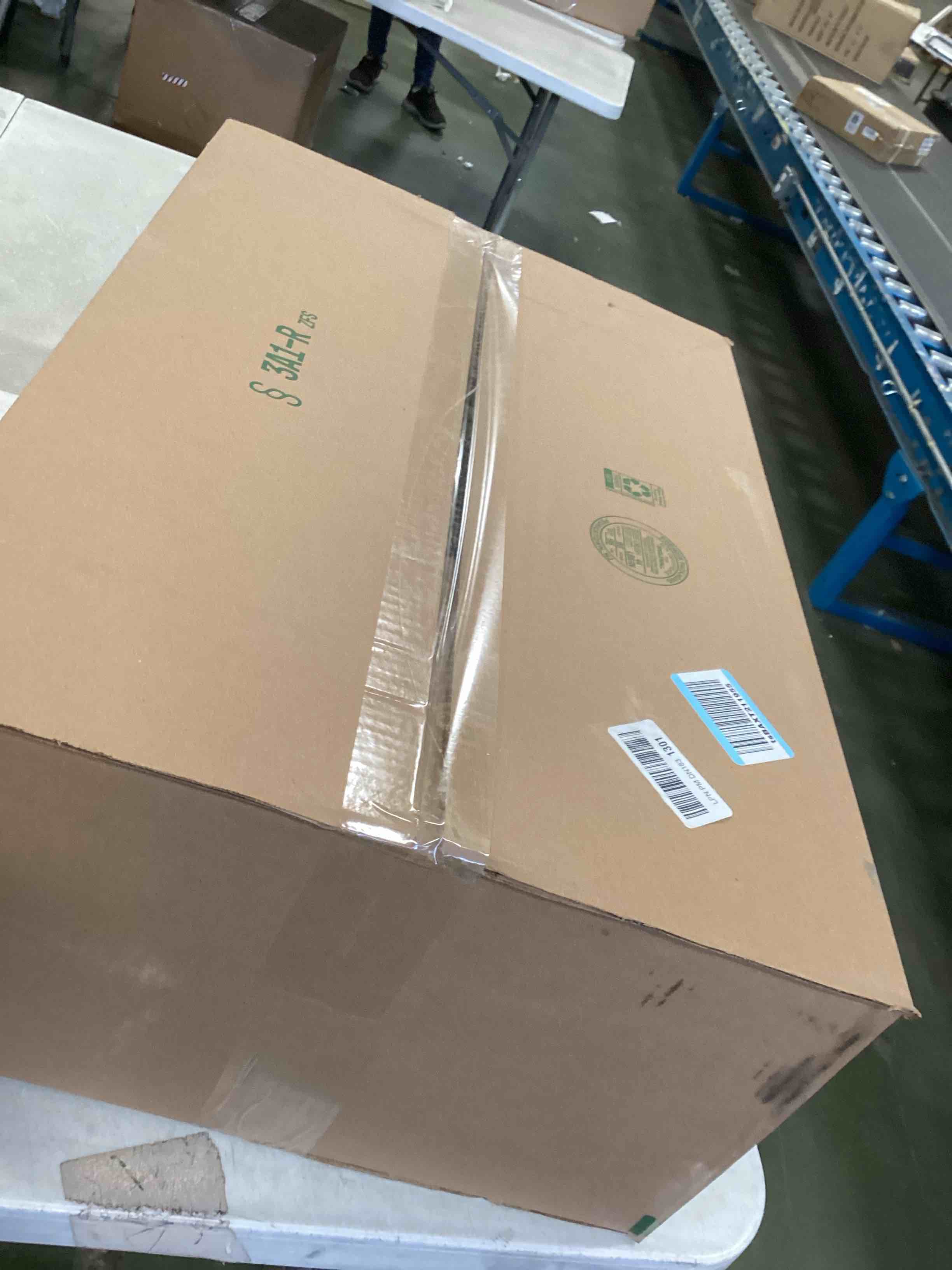 https://s3.amazonaws.com/lotting-images-prod/bidfta/GRA2176815_1741209293656.jpeg