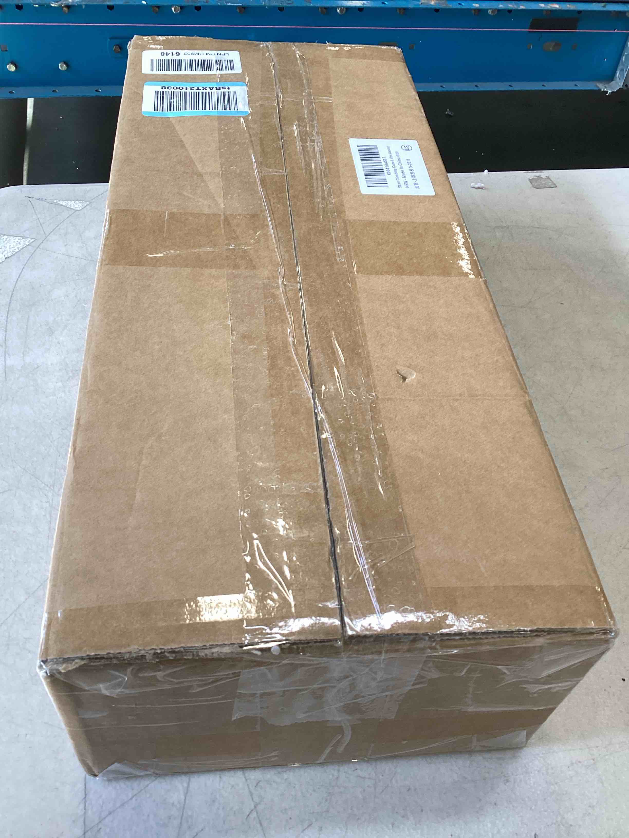 https://s3.amazonaws.com/lotting-images-prod/bidfta/GRA2177115_1741706646041.jpeg