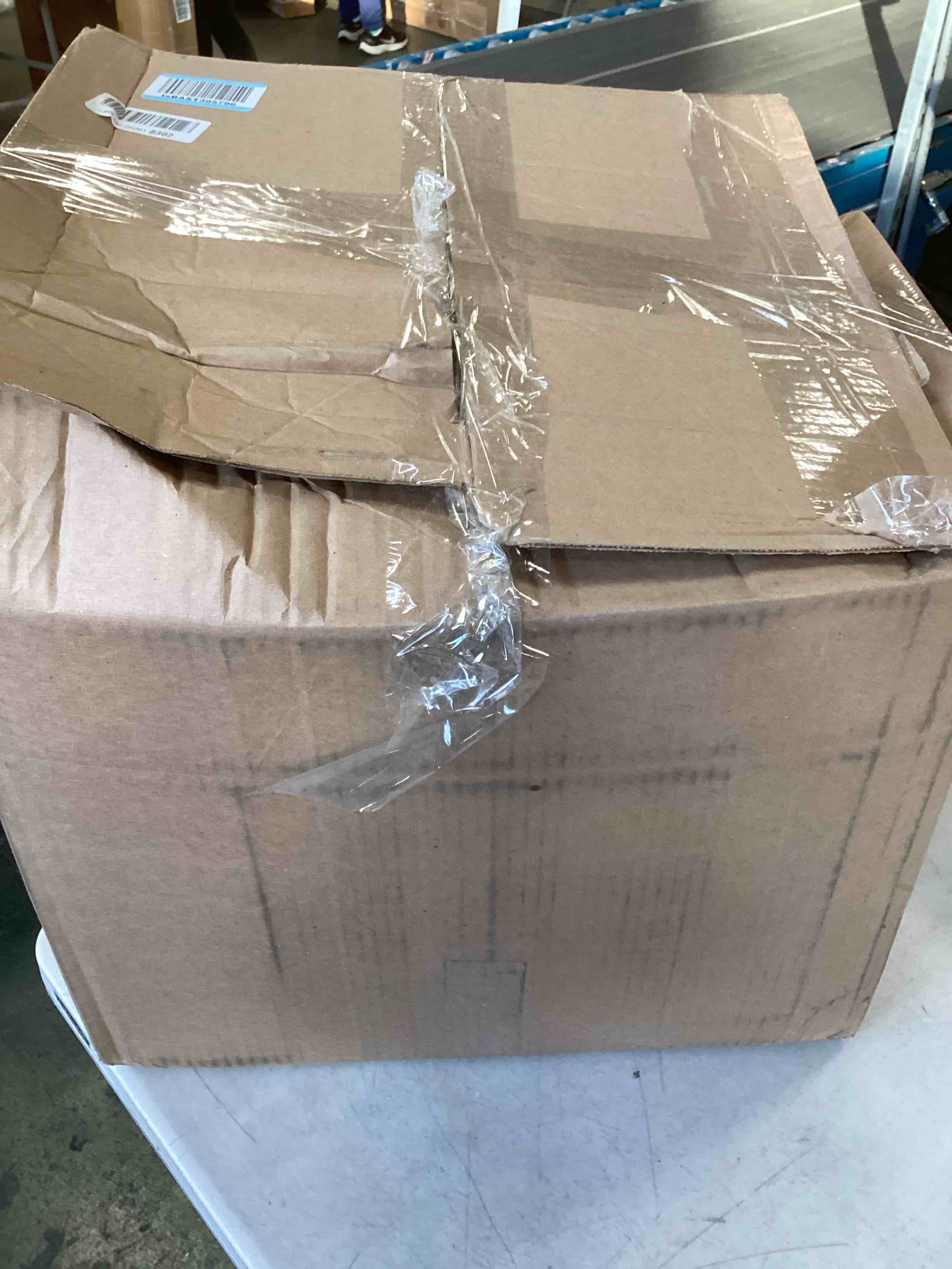 https://s3.amazonaws.com/lotting-images-prod/bidfta/GRA2177225_1741785890565.jpeg