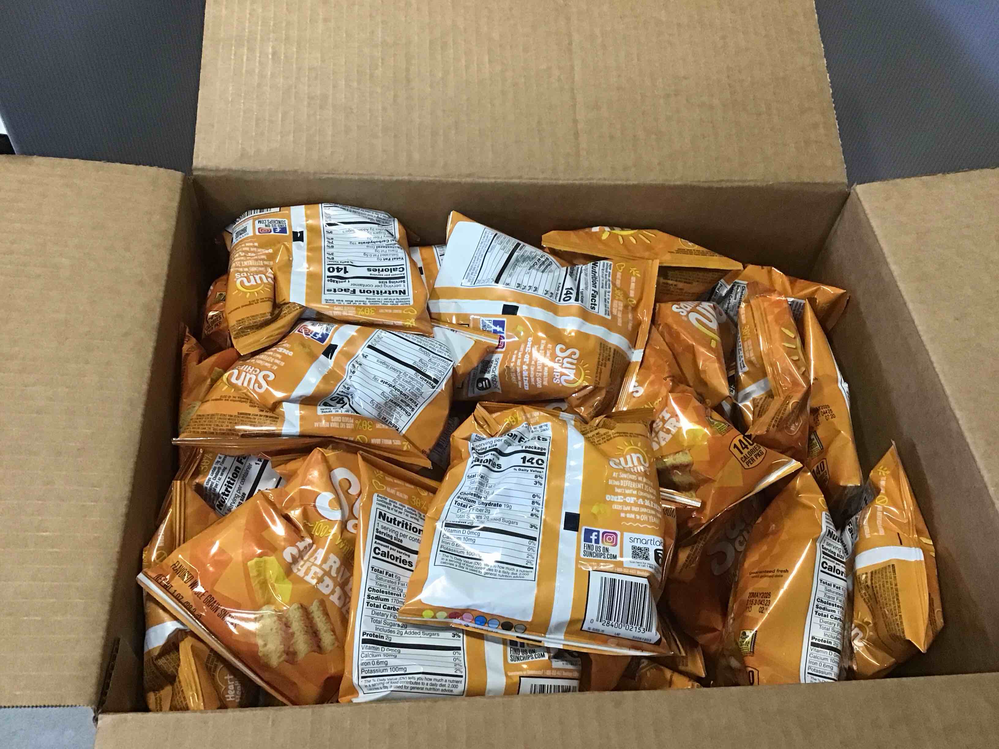 https://s3.amazonaws.com/lotting-images-prod/bidfta/GRA2178294_1745418600918.jpeg