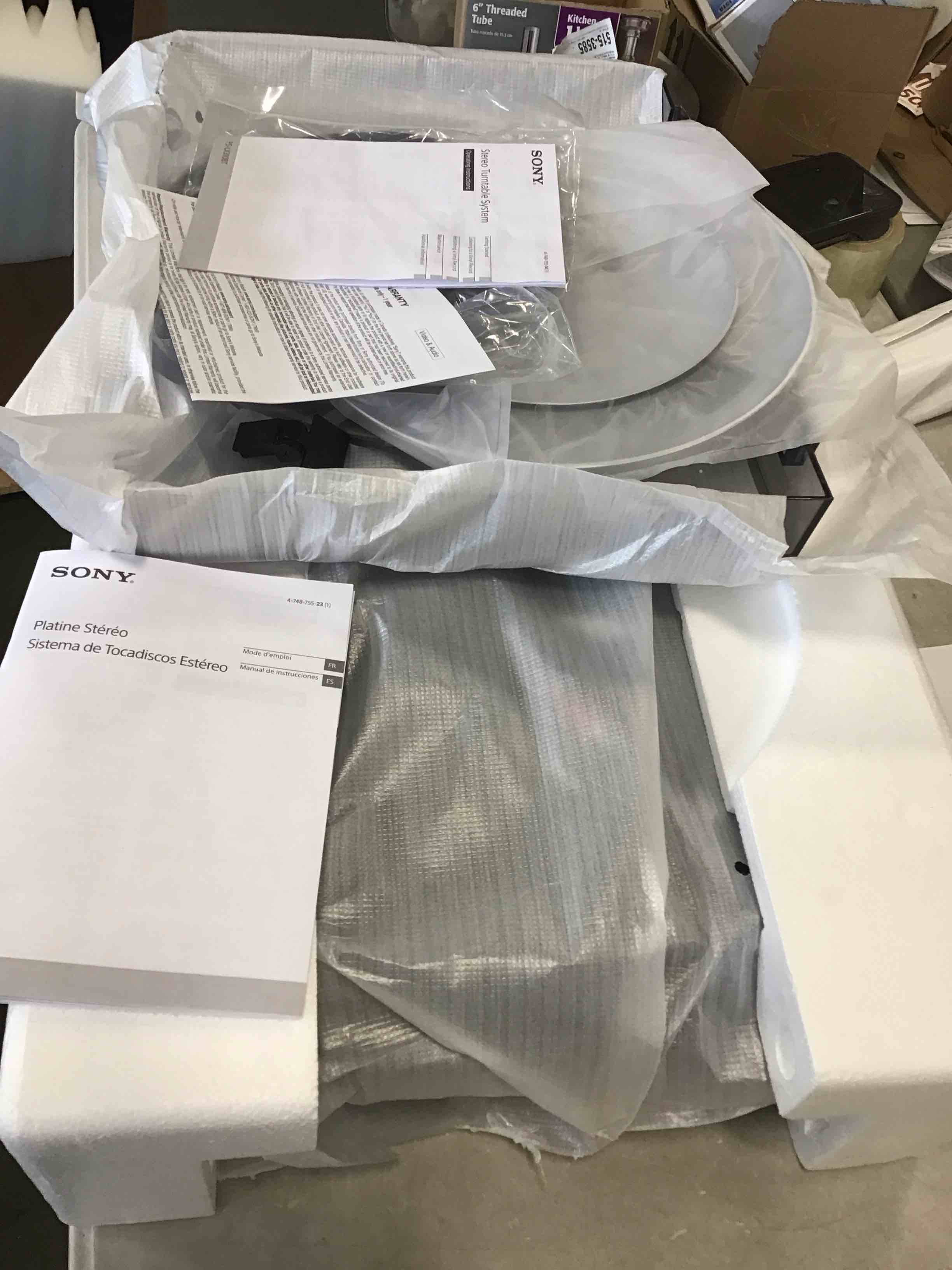 https://s3.amazonaws.com/lotting-images-prod/bidfta/GRA2179312_1743608840473.jpeg