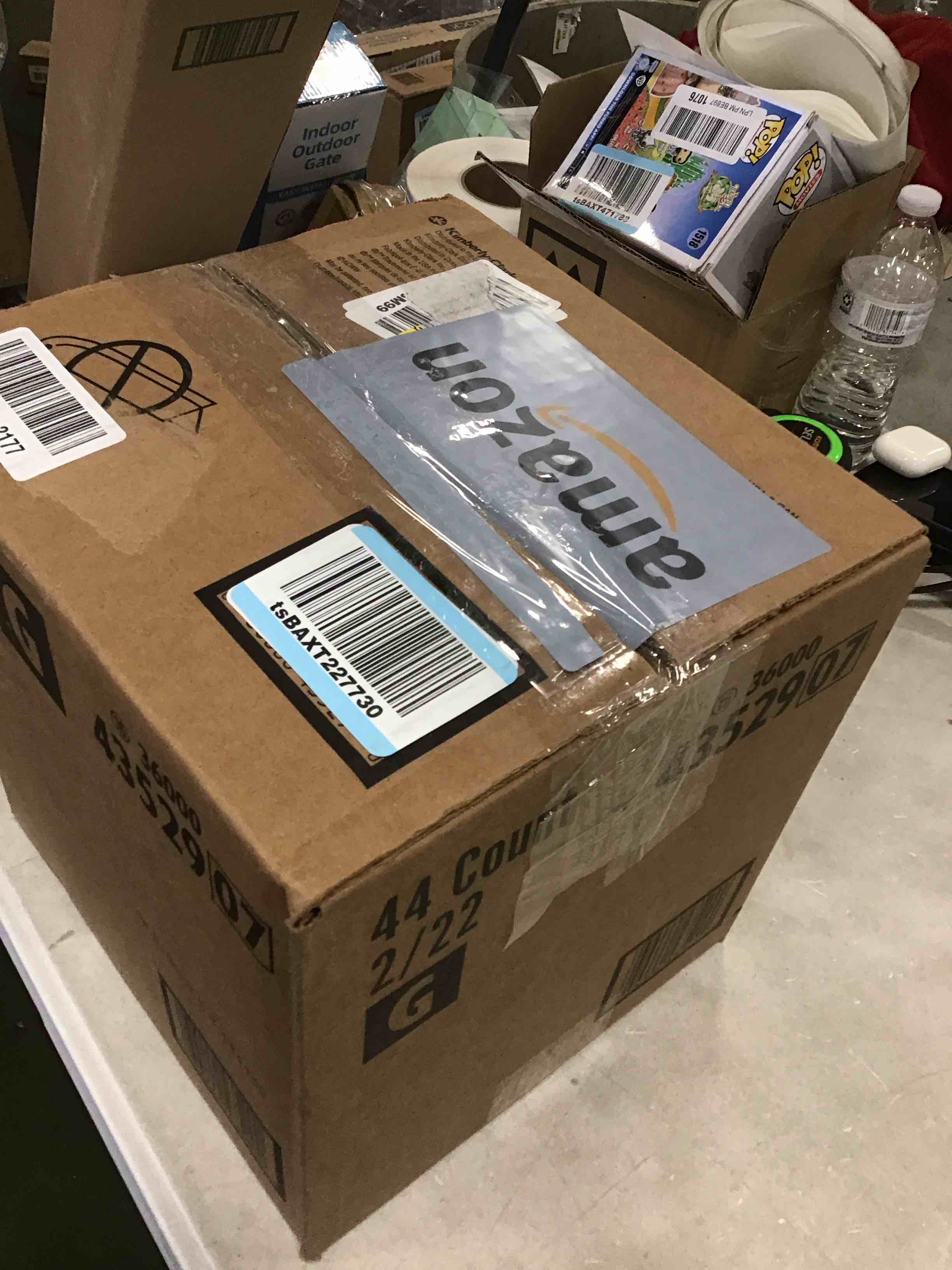 https://s3.amazonaws.com/lotting-images-prod/bidfta/GRA2179465_1743686564806.jpeg
