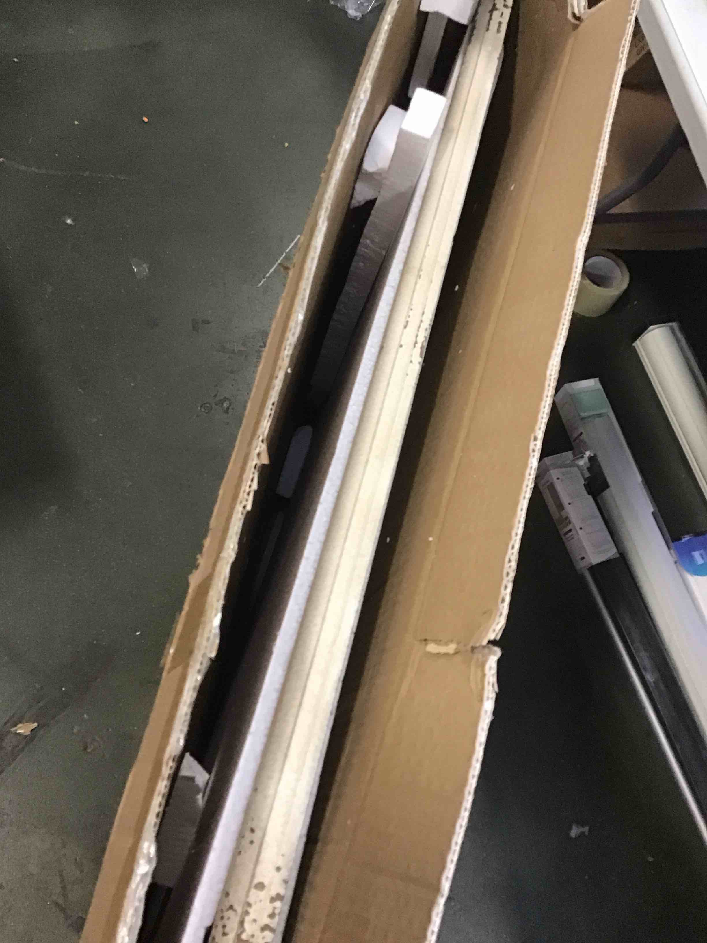 https://s3.amazonaws.com/lotting-images-prod/bidfta/GRA2179758_1743778588054.jpeg