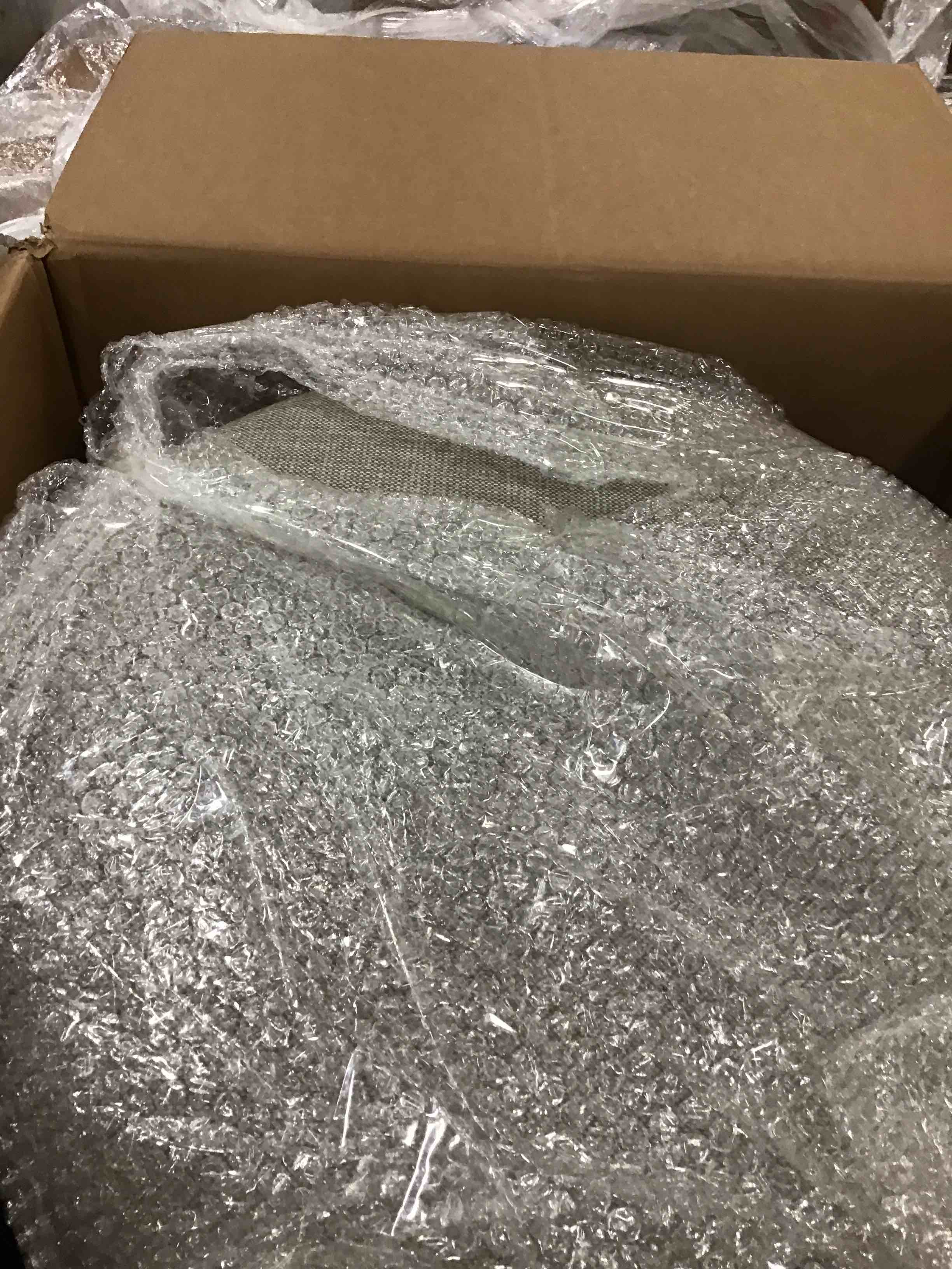 https://s3.amazonaws.com/lotting-images-prod/bidfta/GRA2180445_1746129276812.jpeg