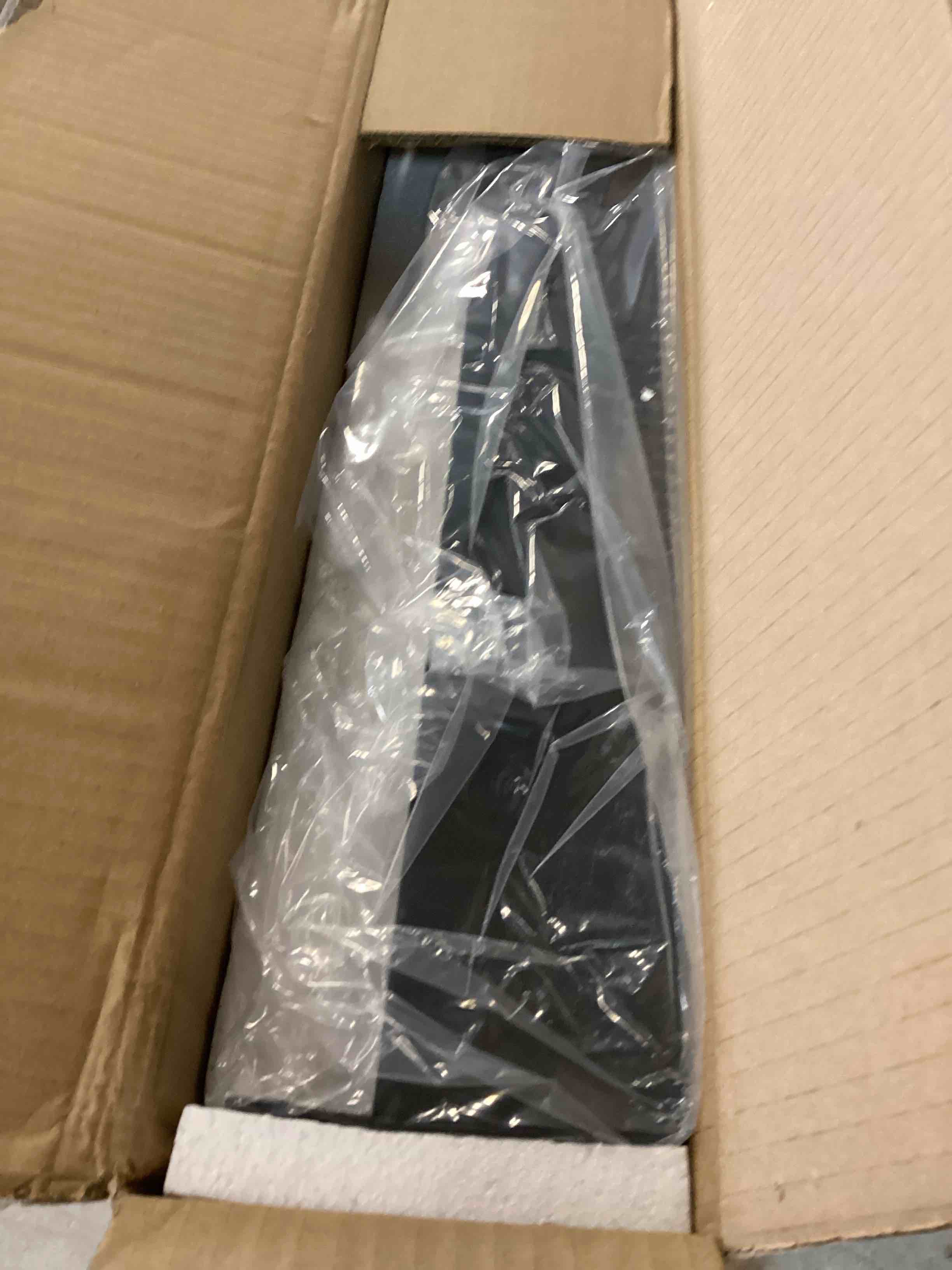 https://s3.amazonaws.com/lotting-images-prod/bidfta/GRA2180742_1746458635556.jpeg