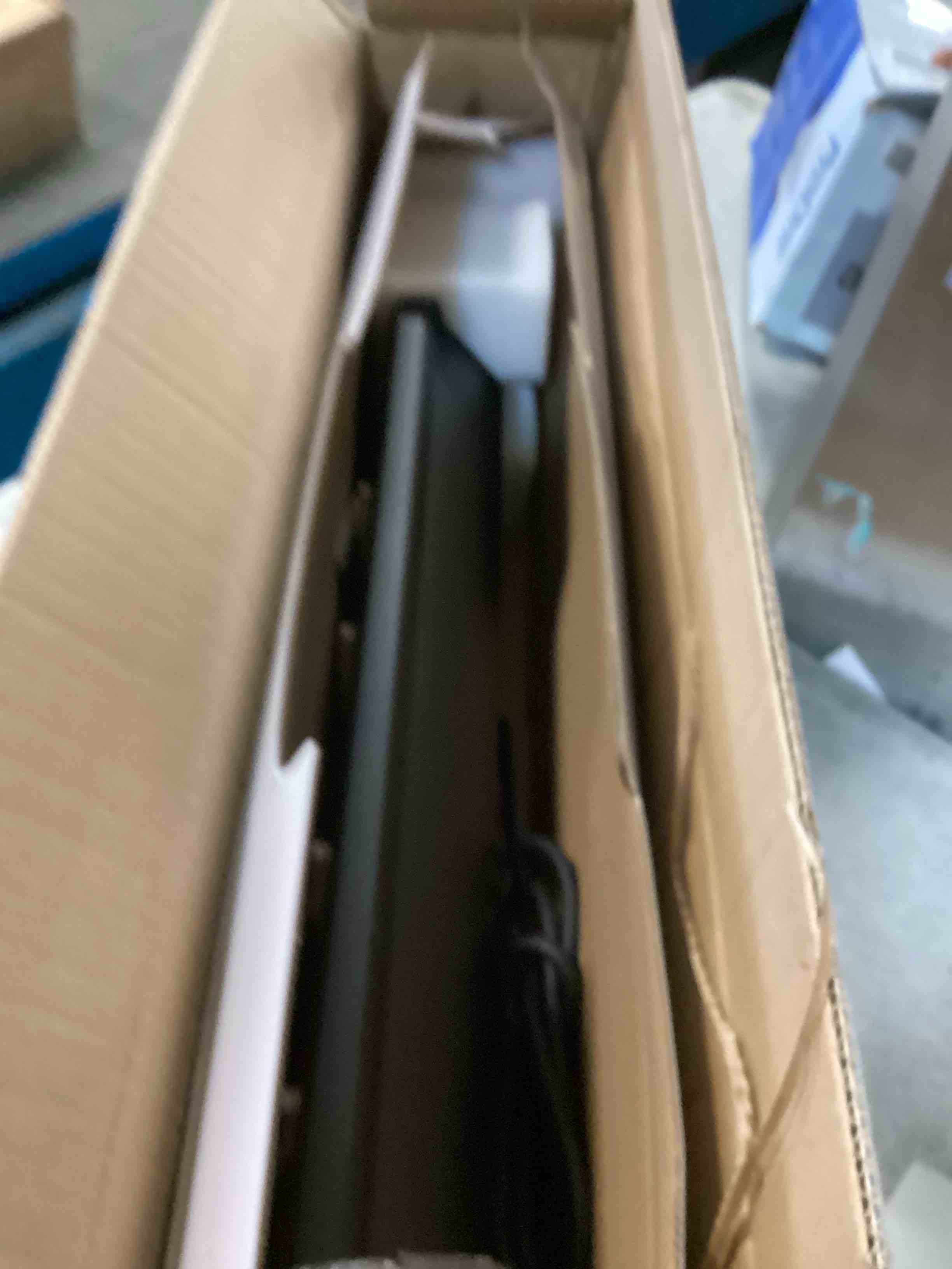 https://s3.amazonaws.com/lotting-images-prod/bidfta/GRA2180872_1746472852439.jpeg