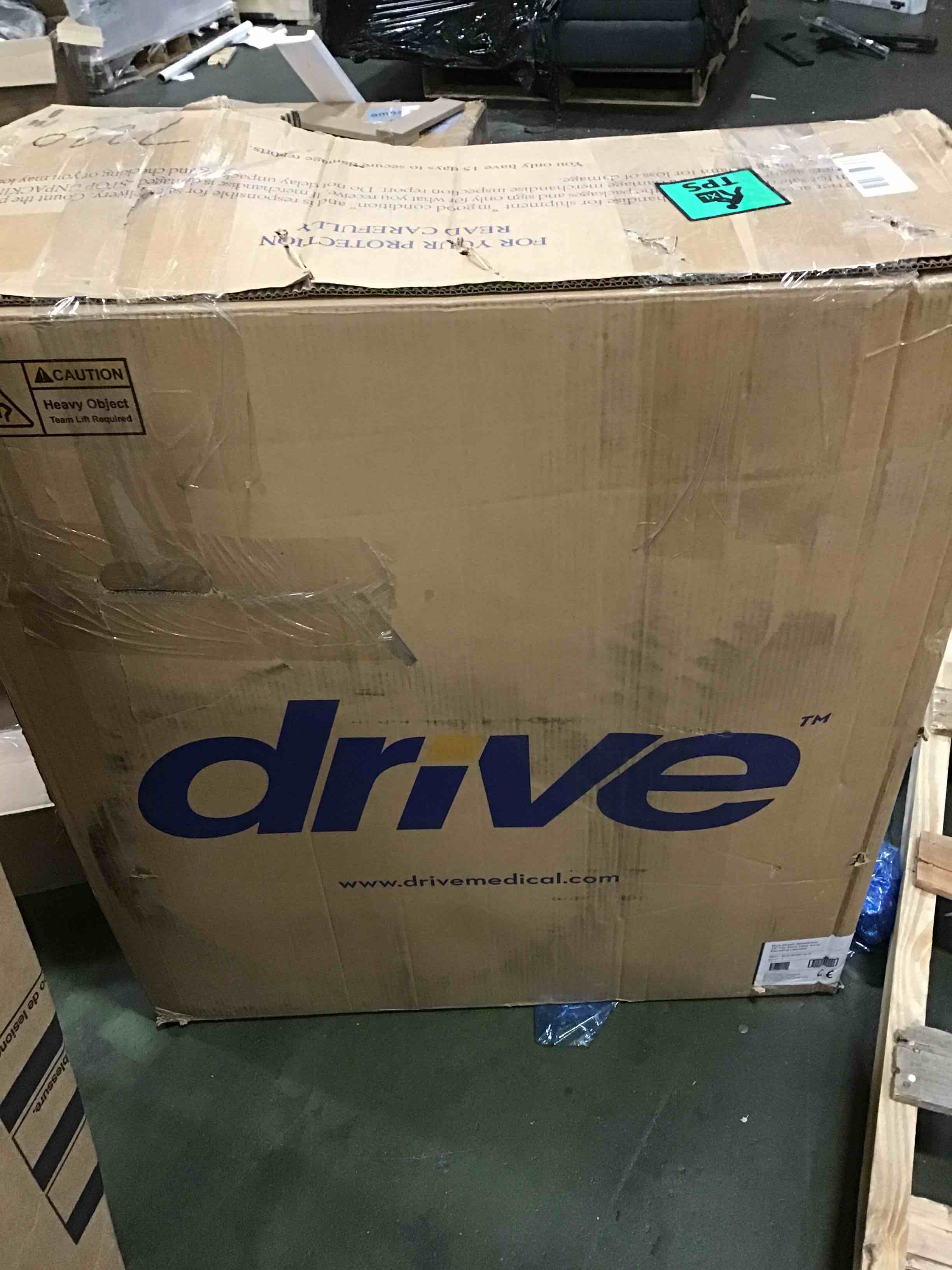 https://s3.amazonaws.com/lotting-images-prod/bidfta/GRA2182594_1745582477289.jpeg