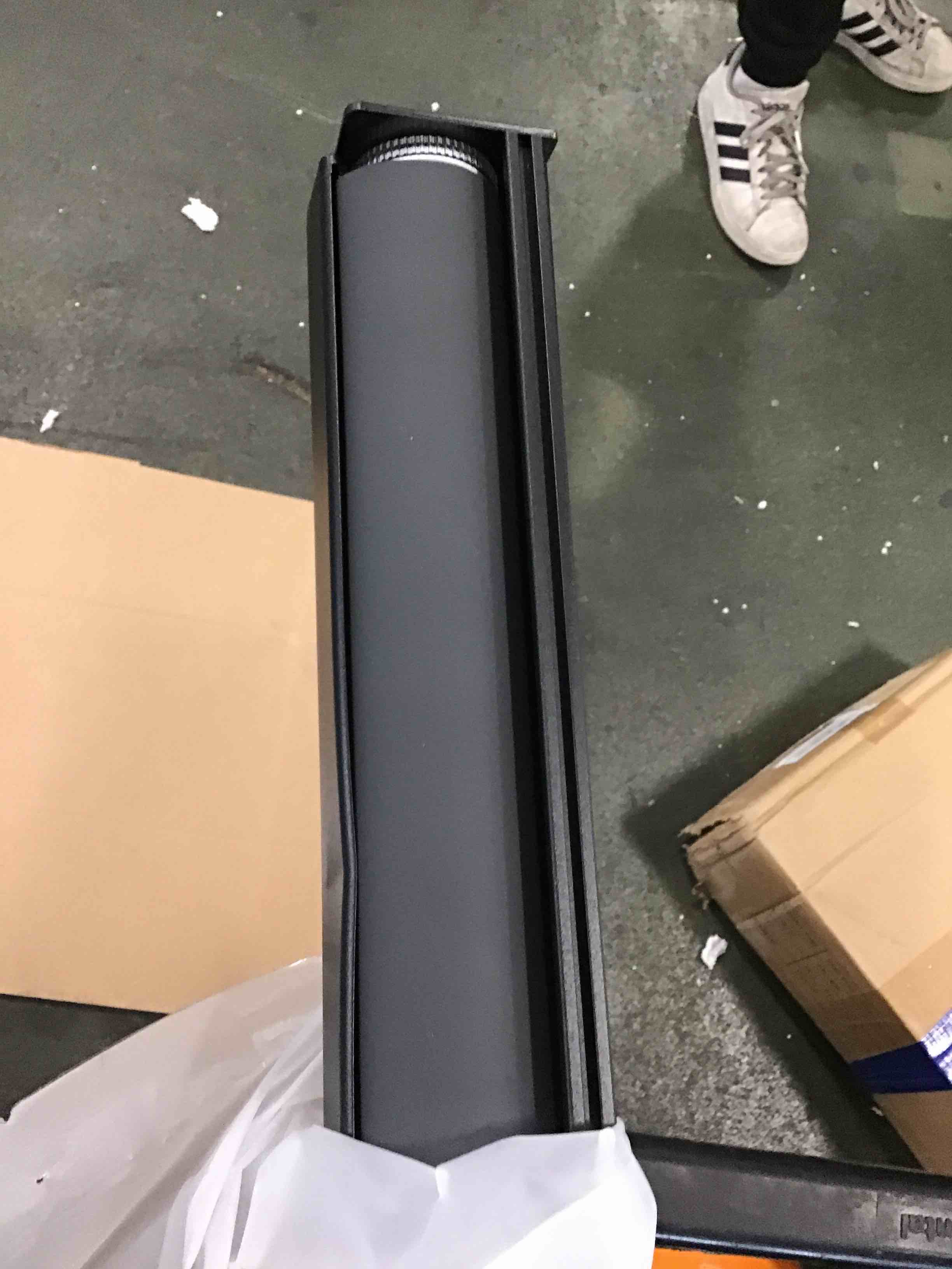 https://s3.amazonaws.com/lotting-images-prod/bidfta/GRA2183068_1746017710289.jpeg