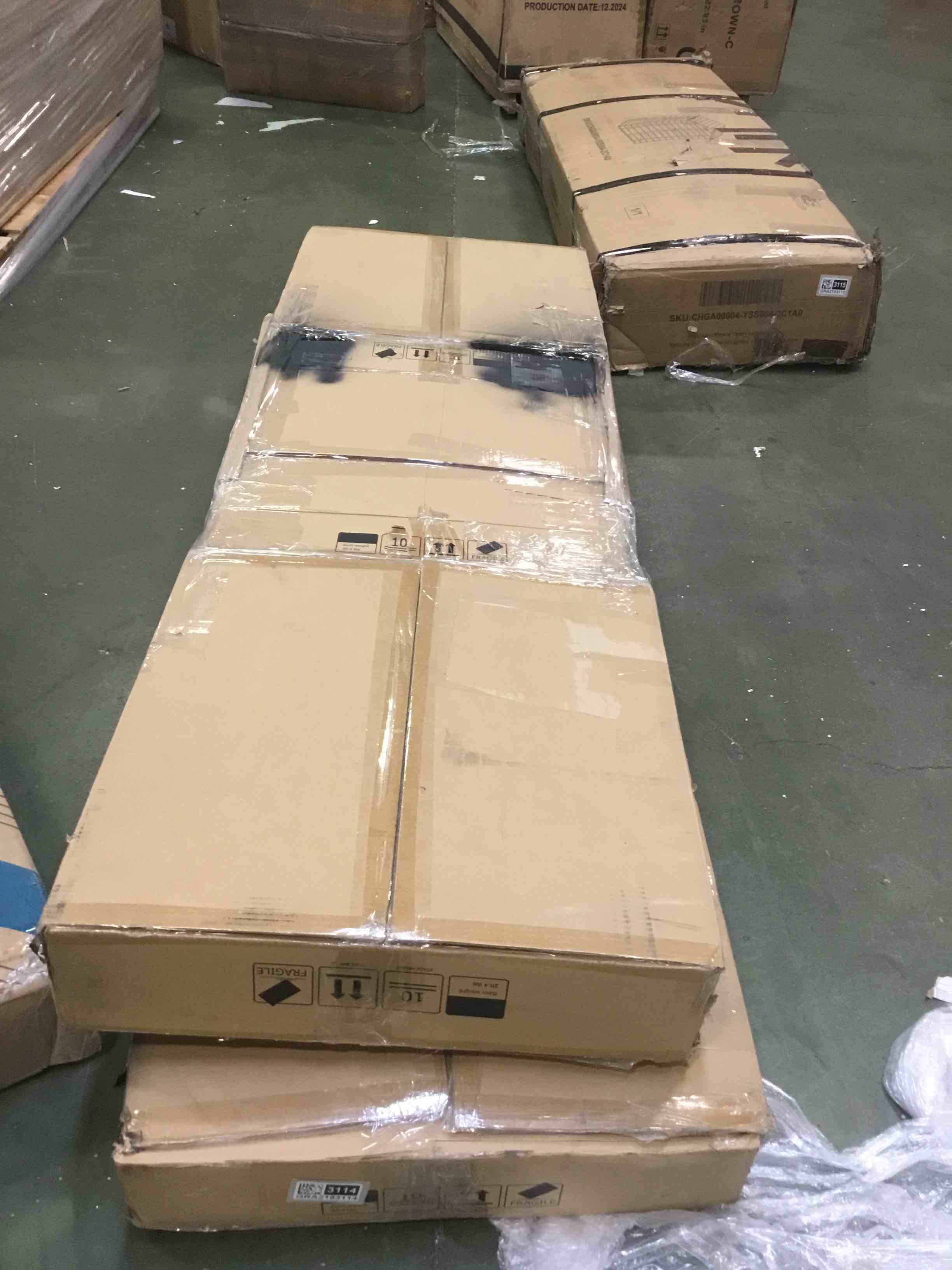 https://s3.amazonaws.com/lotting-images-prod/bidfta/GRA2183114_1746106683840.jpeg
