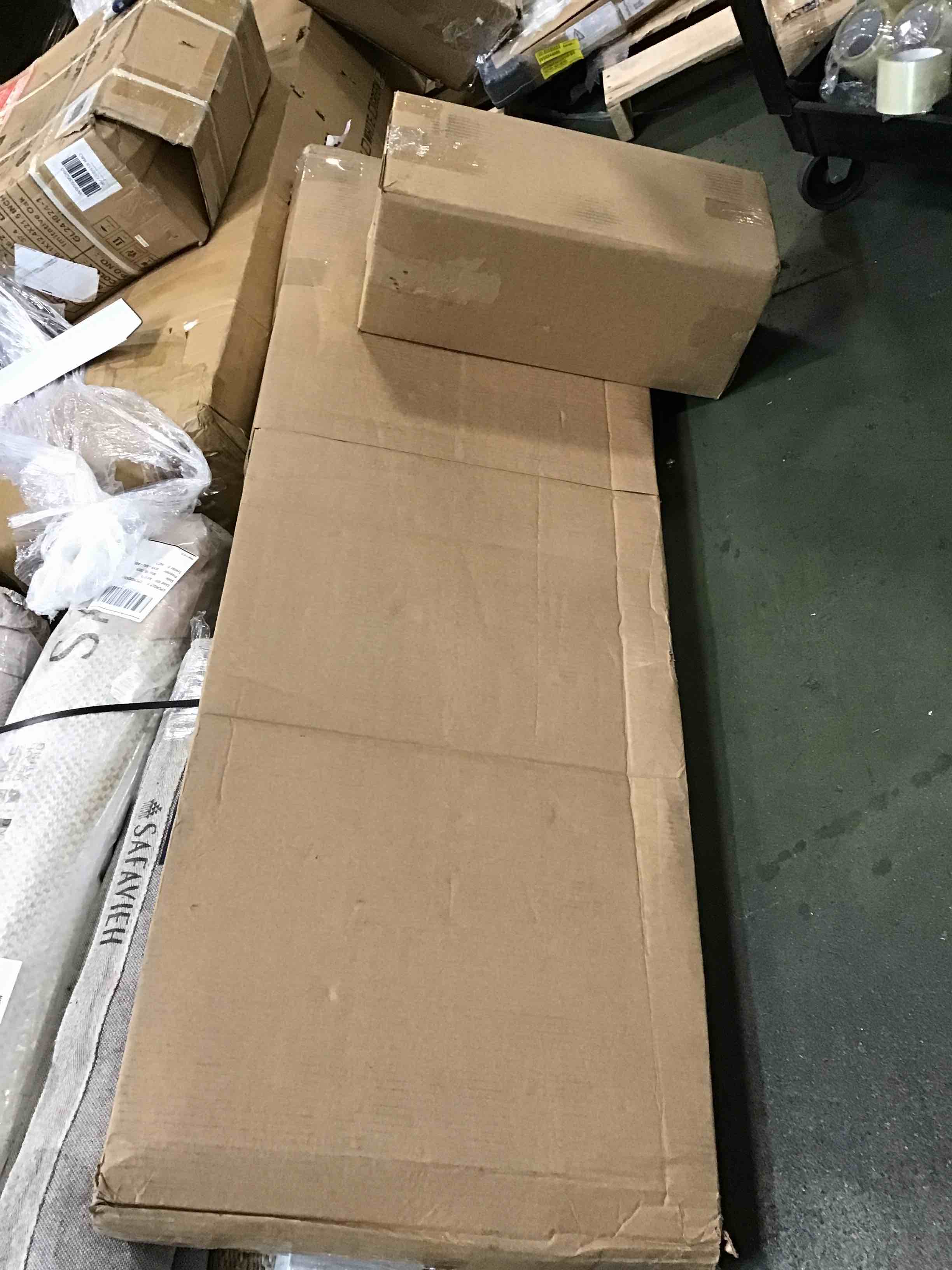 https://s3.amazonaws.com/lotting-images-prod/bidfta/GRA2184186_1747673496800.jpeg