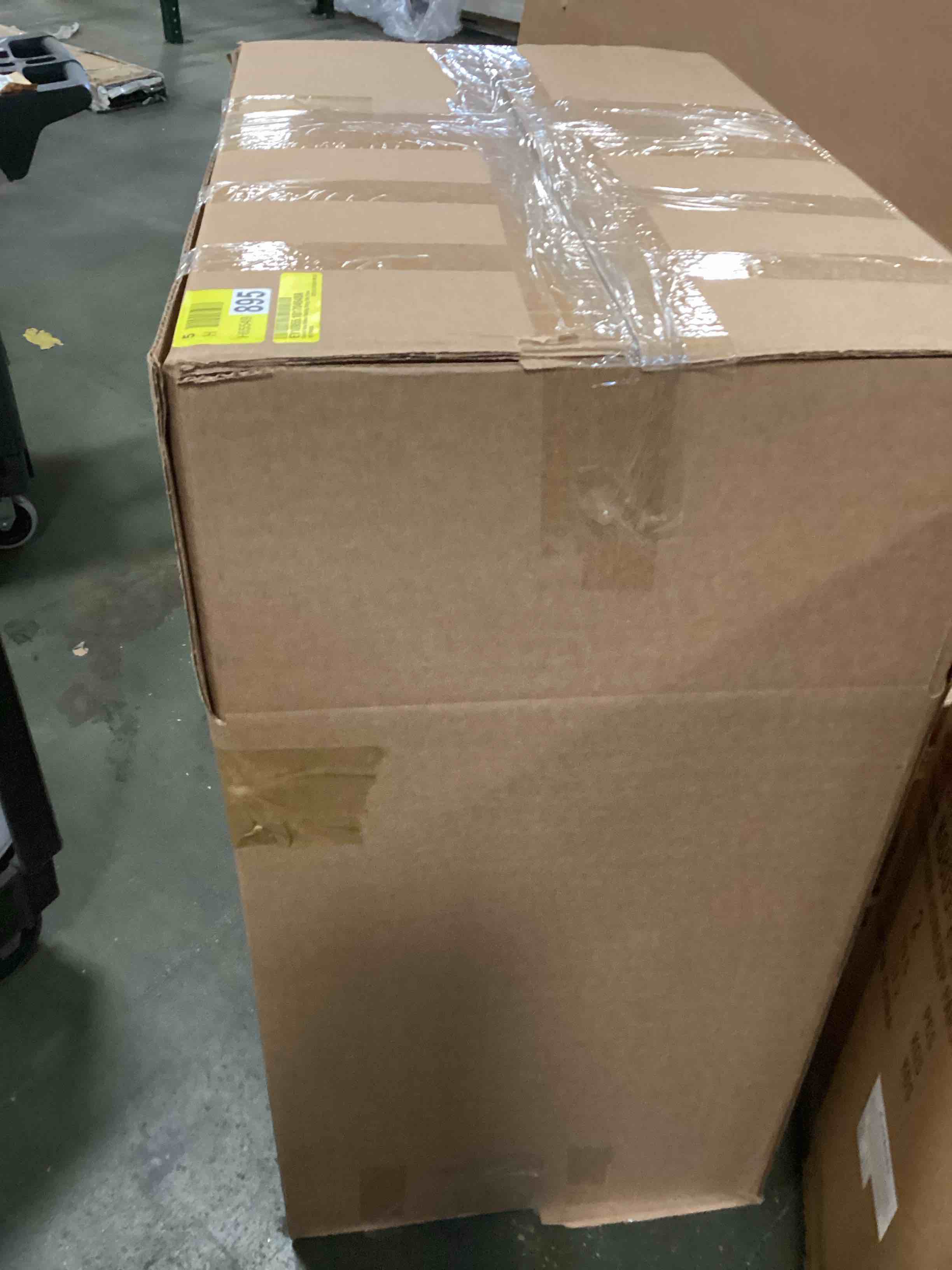 https://s3.amazonaws.com/lotting-images-prod/bidfta/GRA2184514_1748027549961.jpeg