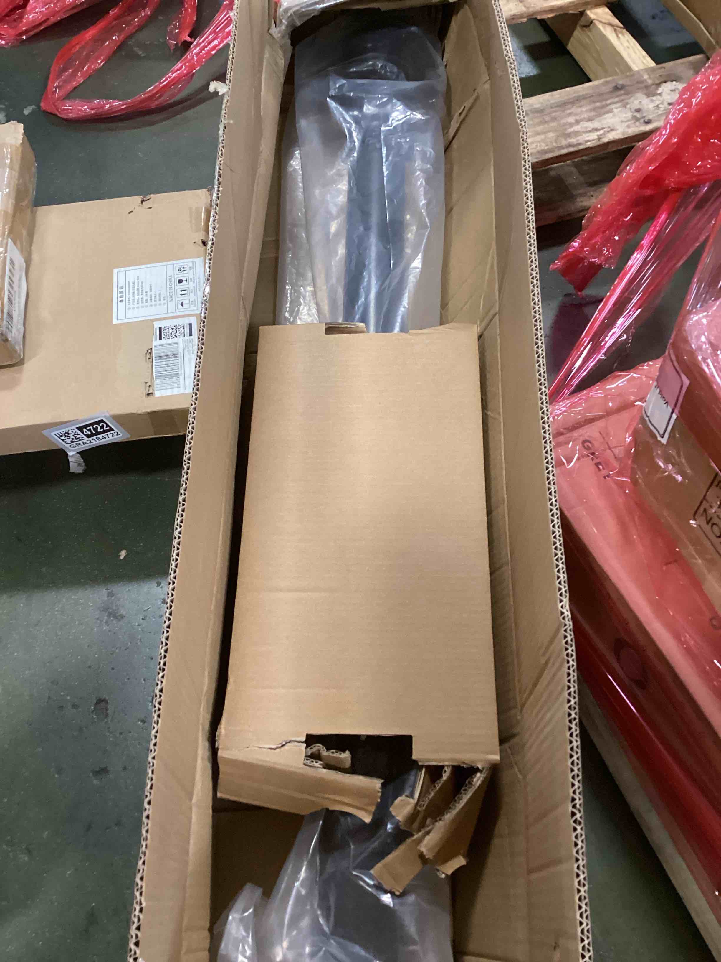 https://s3.amazonaws.com/lotting-images-prod/bidfta/GRA2184724_1748453286090.jpeg